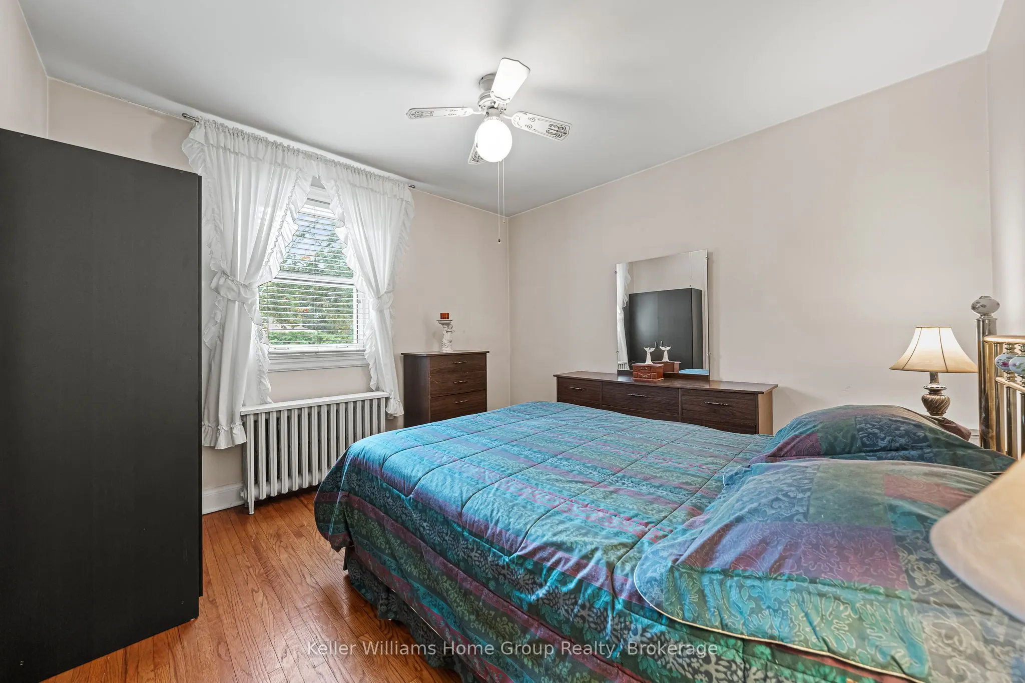 6 Hepburn Avenue