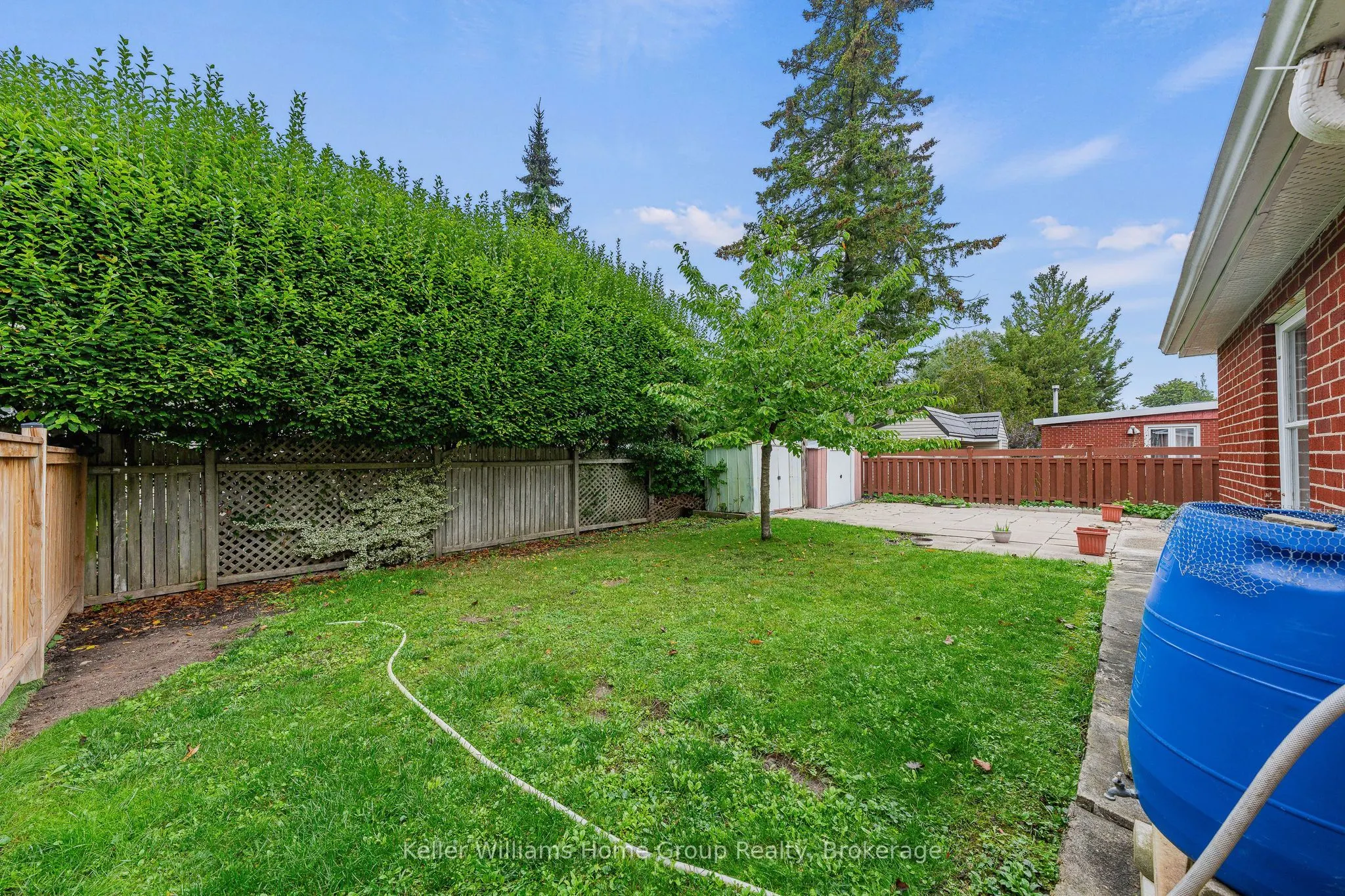 6 Hepburn Avenue