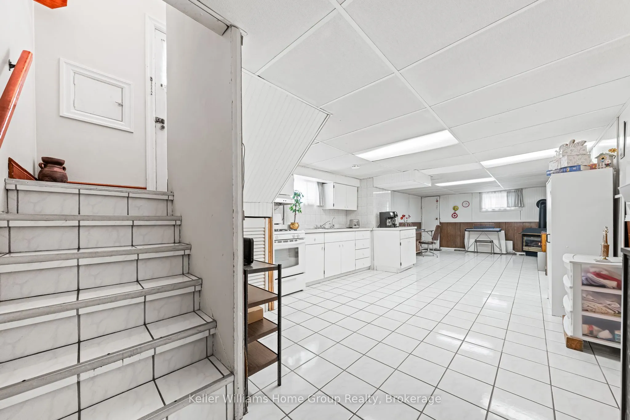 6 Hepburn Avenue