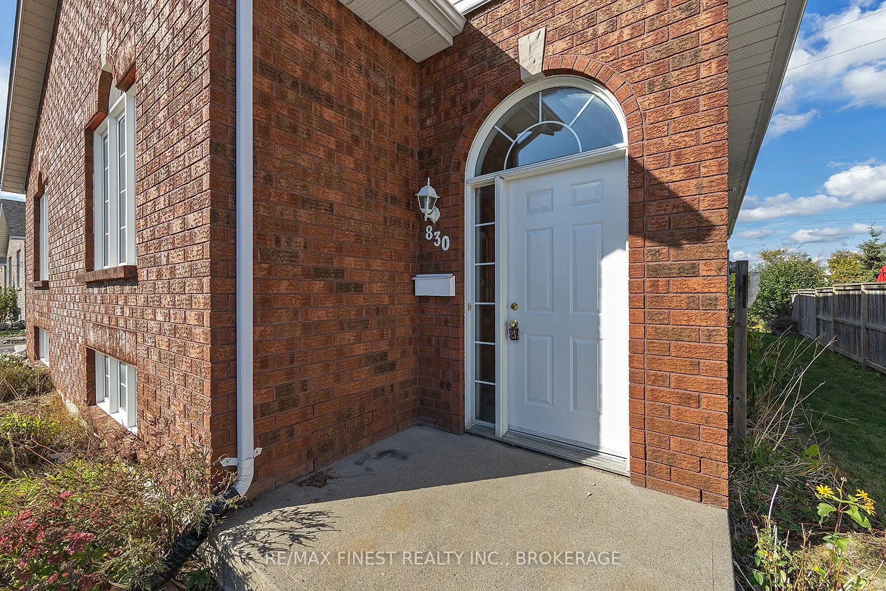 830 Peachwood Street