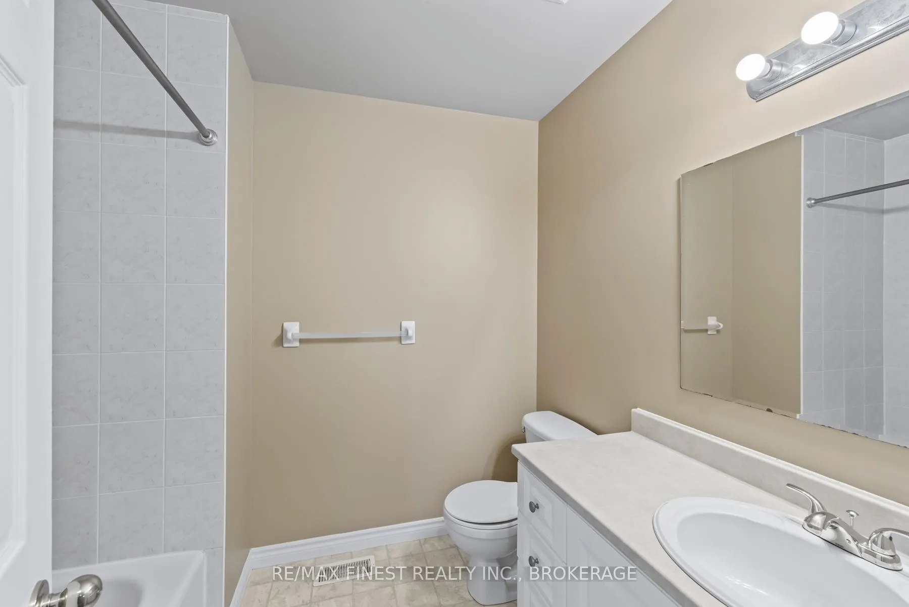 830 Peachwood Street