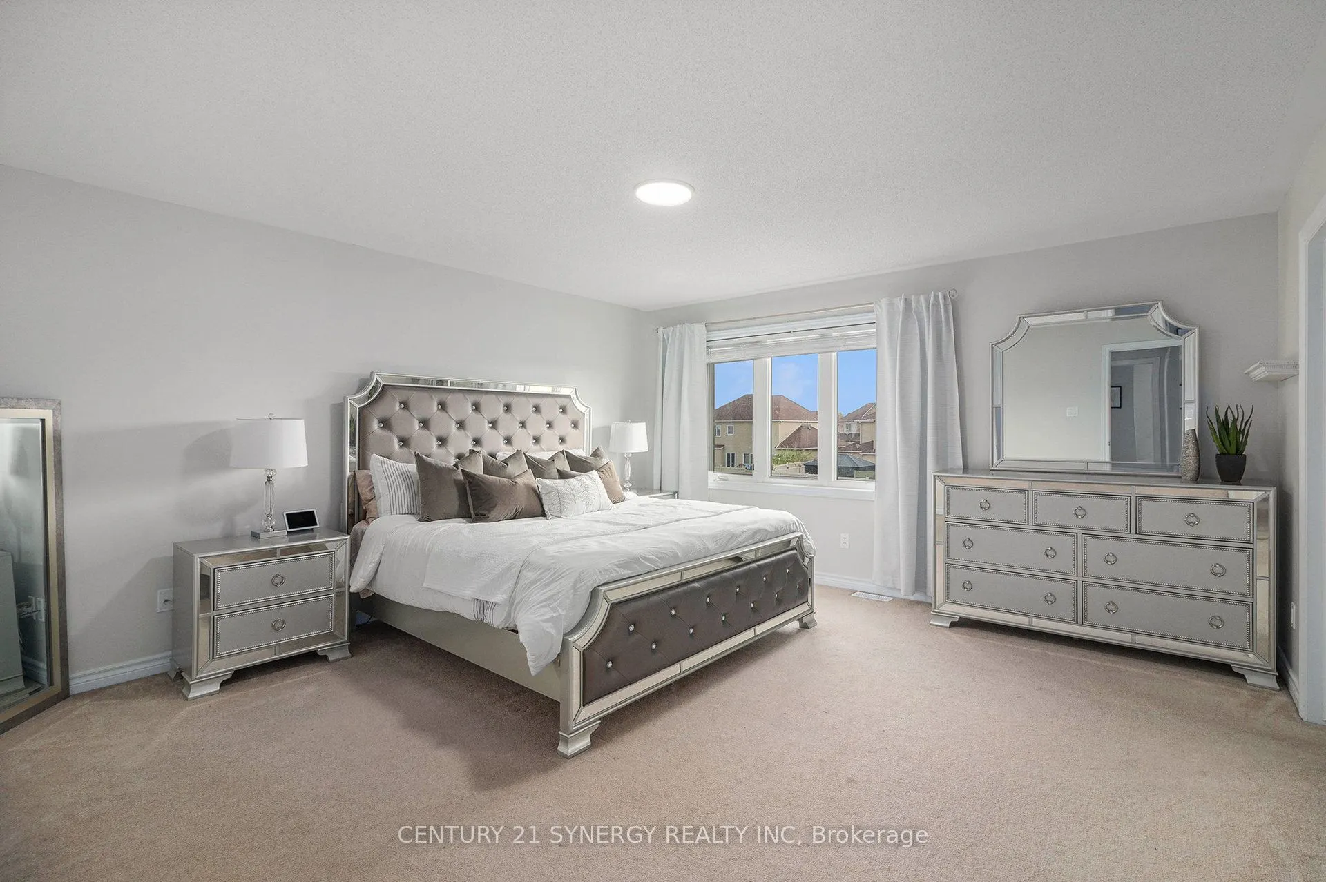 2479 Esprit Drive
