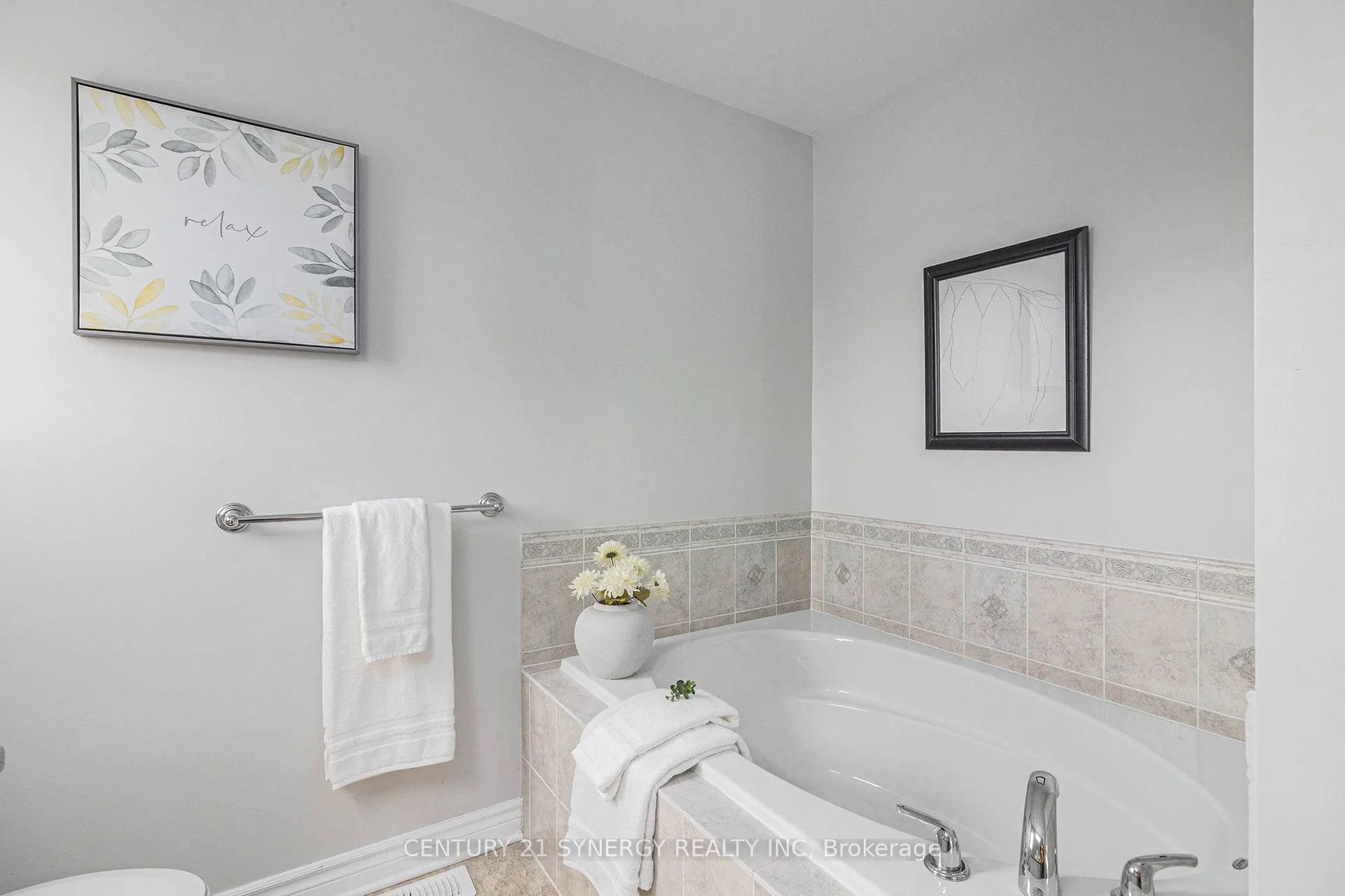 2479 Esprit Drive