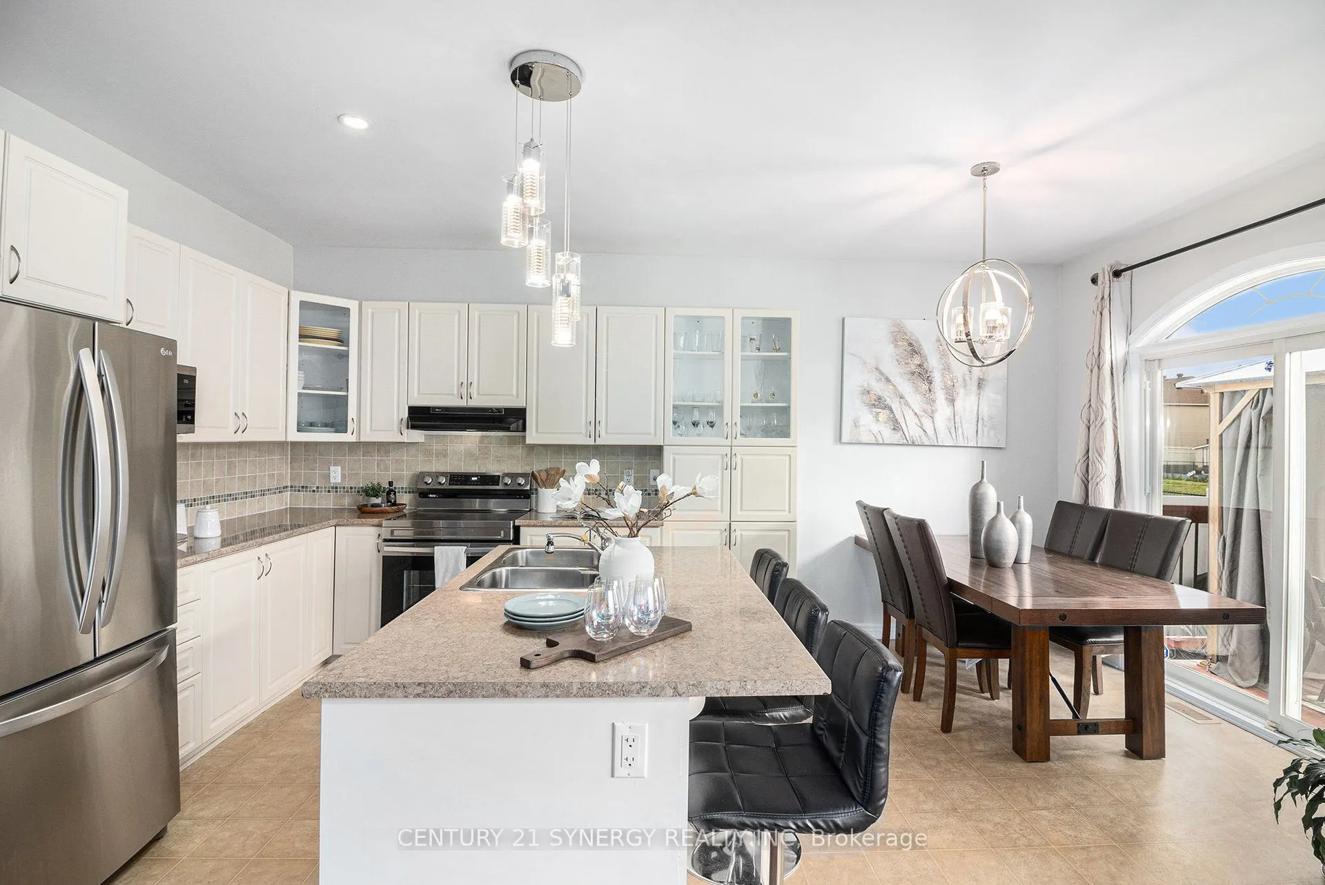 2479 Esprit Drive