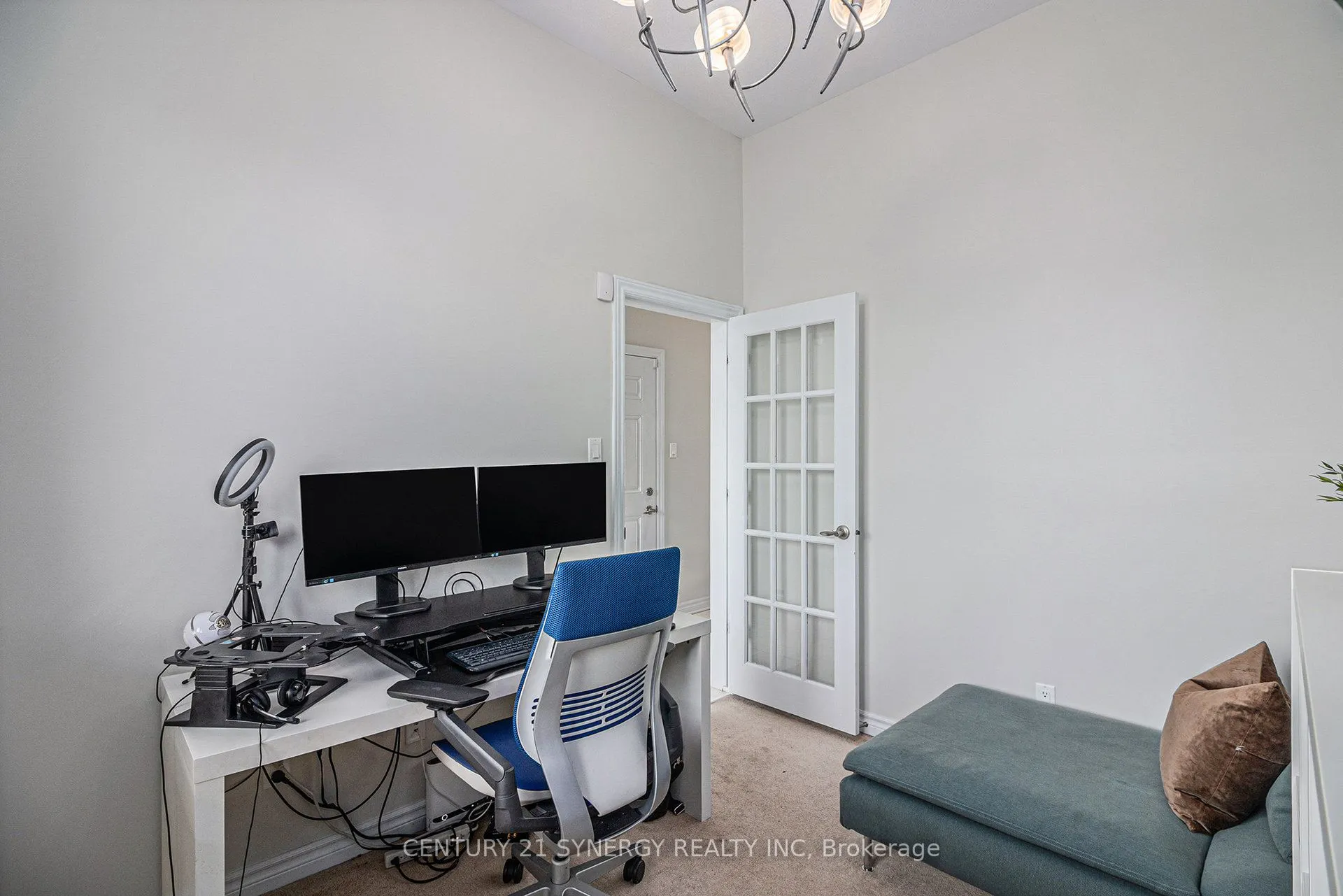 2479 Esprit Drive