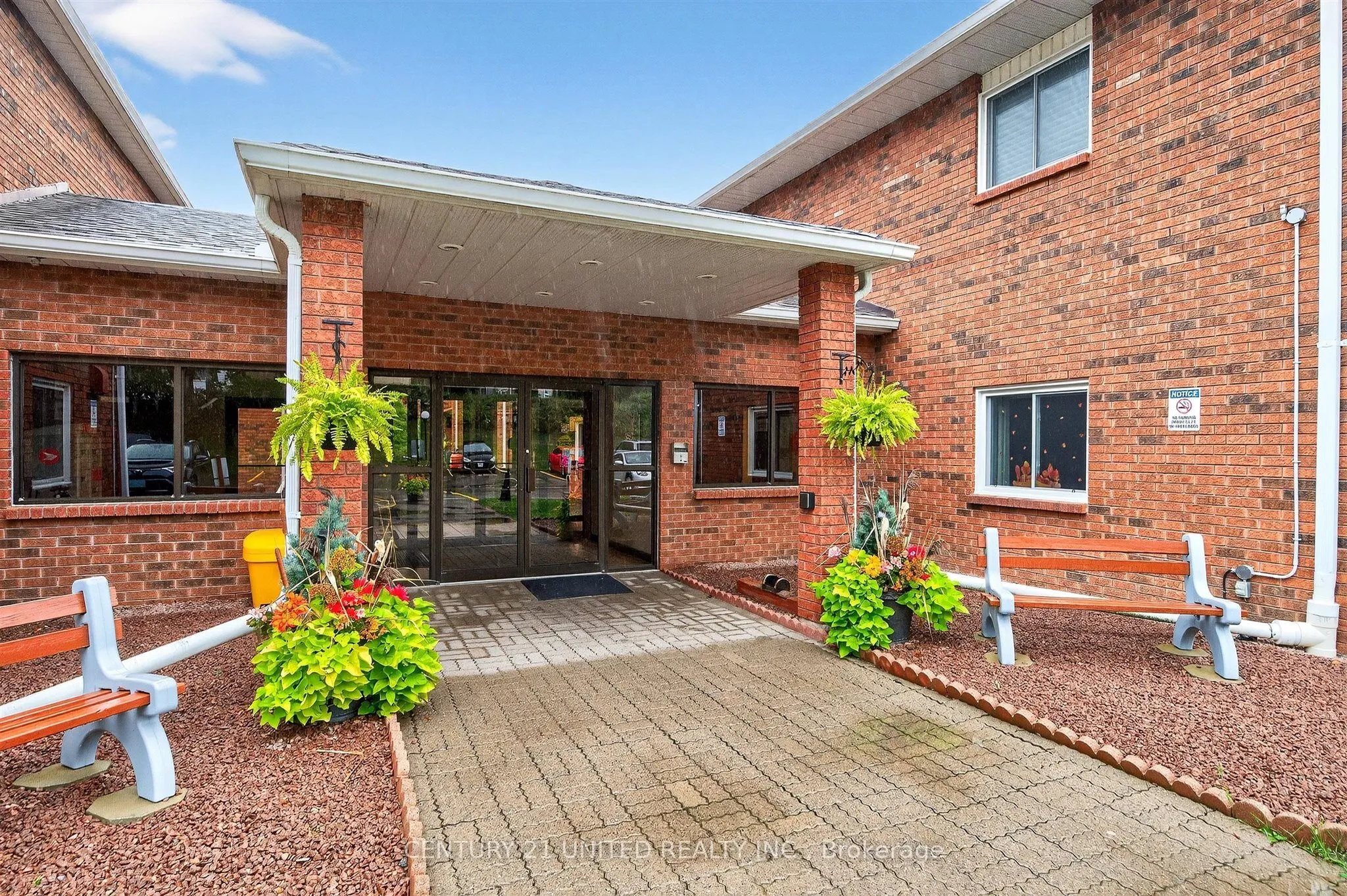 475 Parkhill Road W, #224