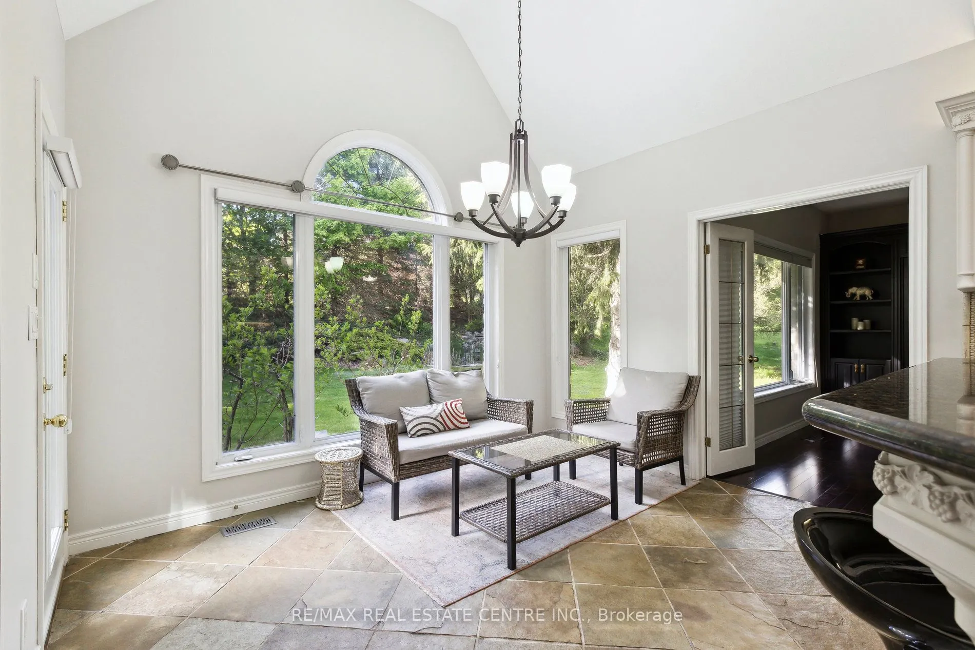 6 Fox Run Road