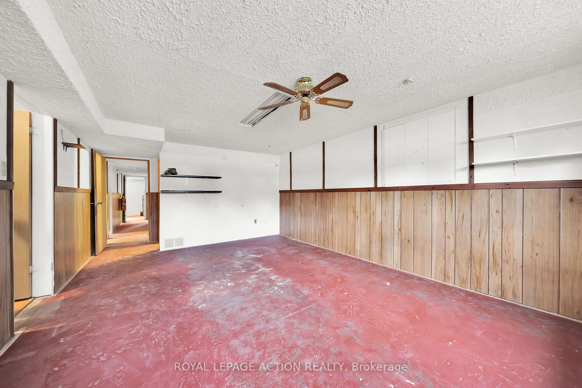 8 Maple Crescent