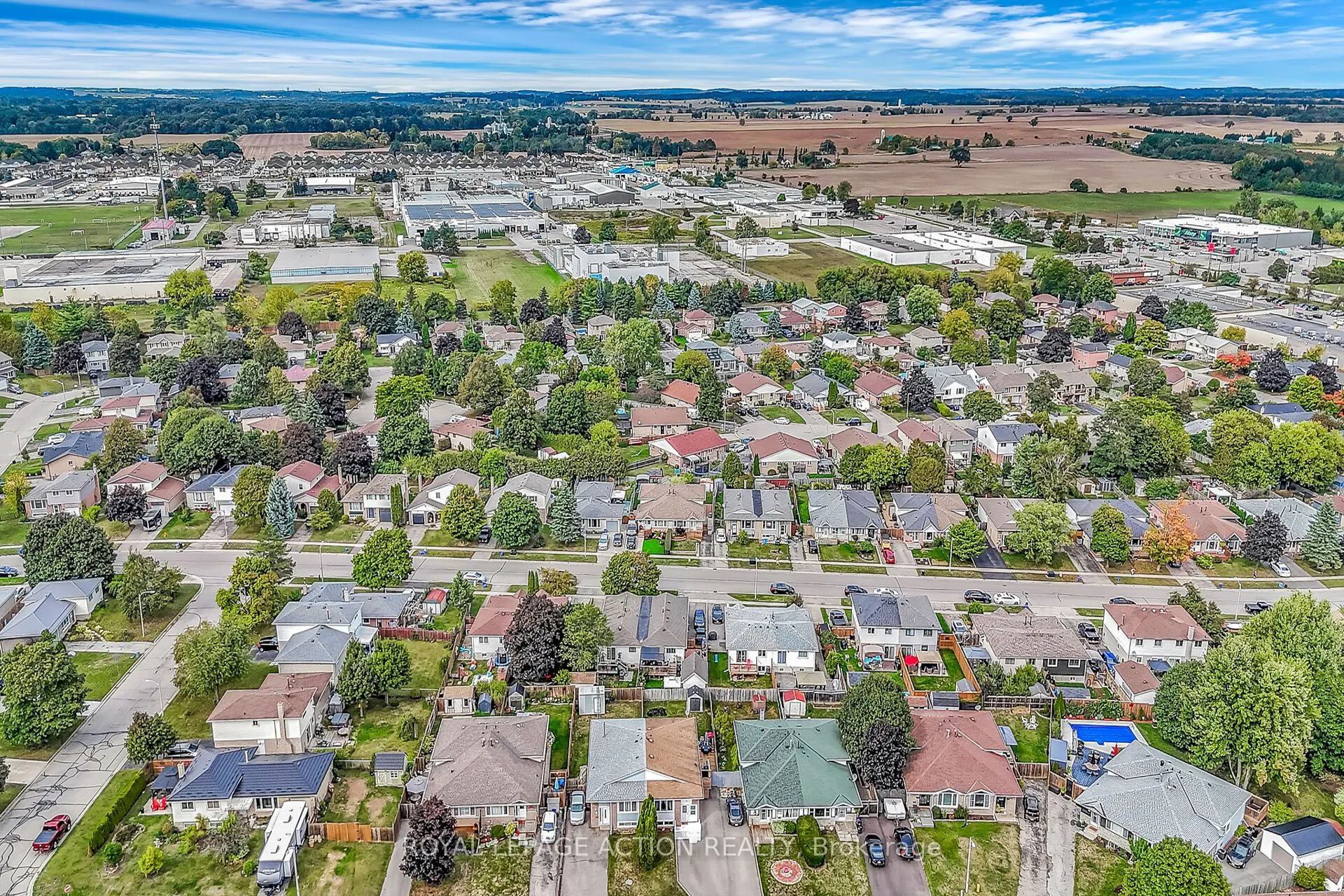 8 Maple Crescent