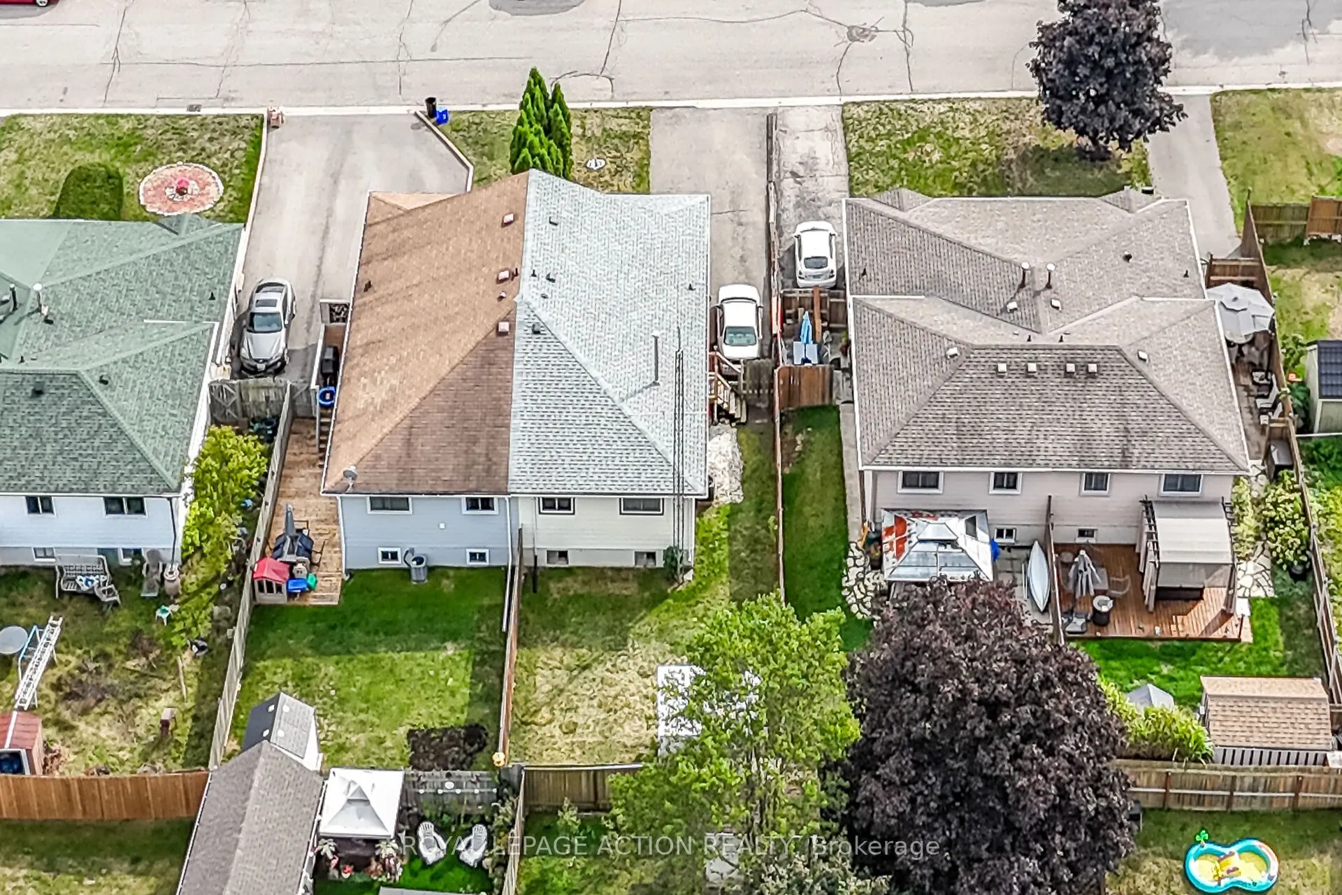 8 Maple Crescent