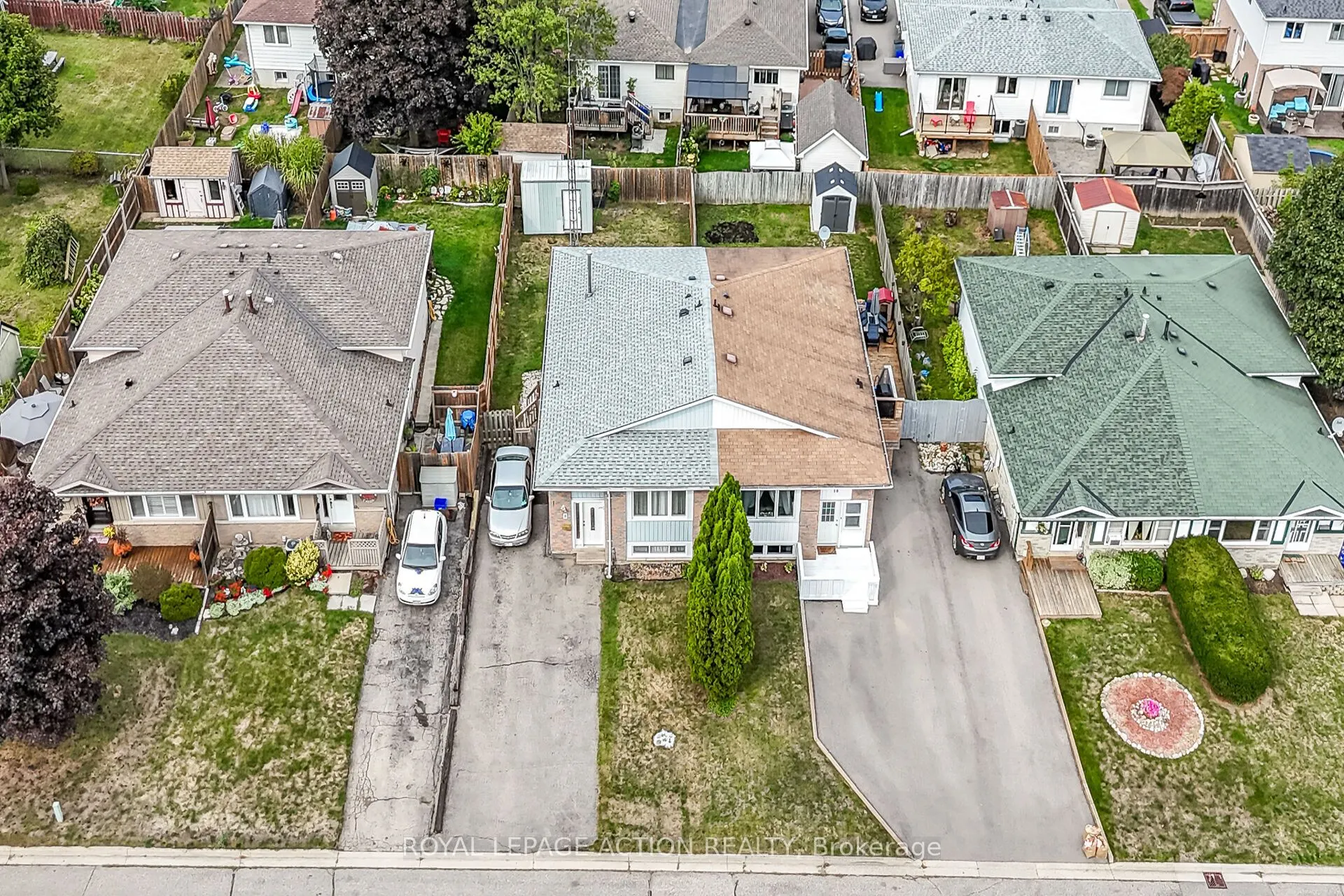 8 Maple Crescent