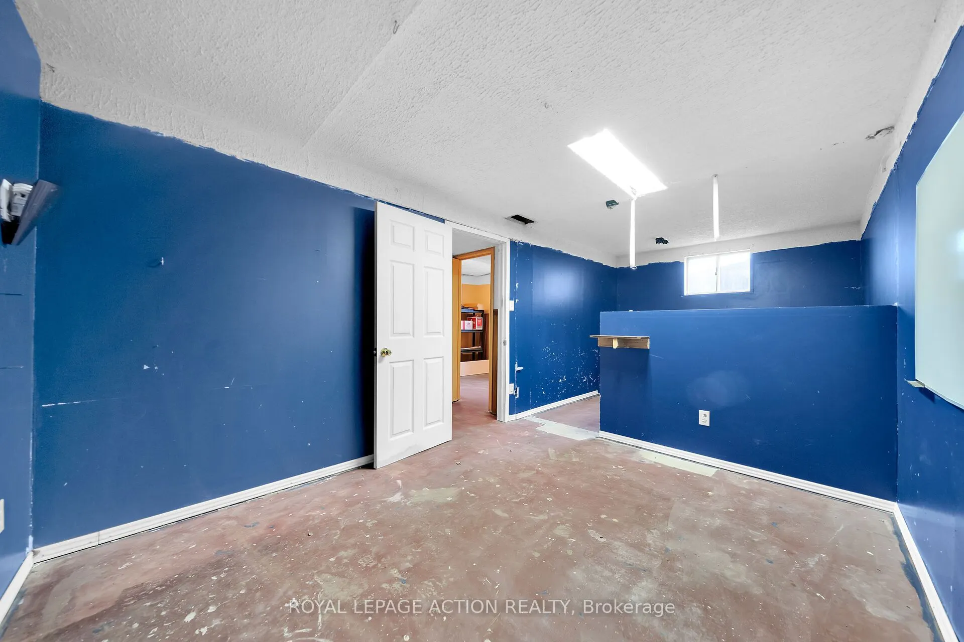 8 Maple Crescent