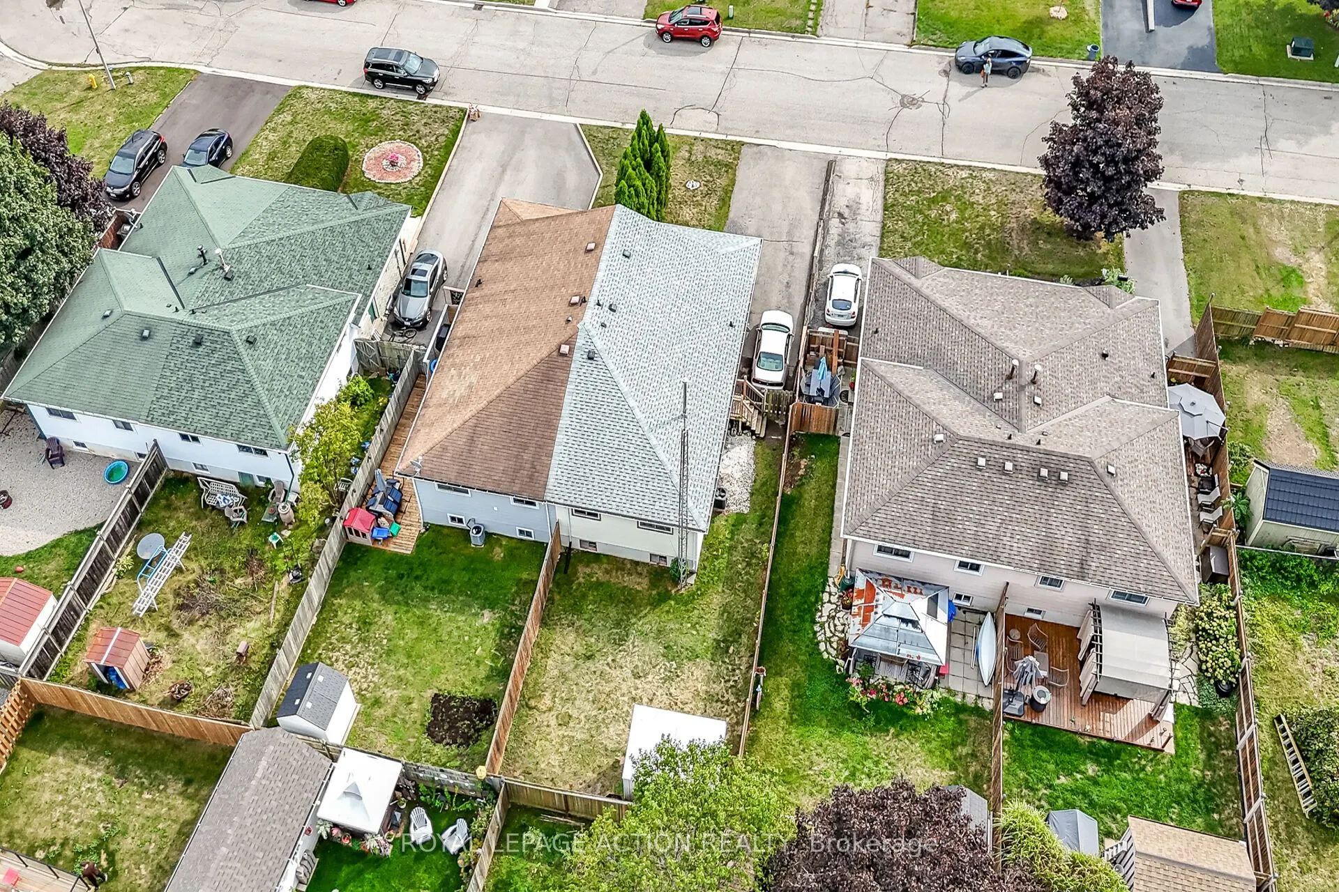 8 Maple Crescent
