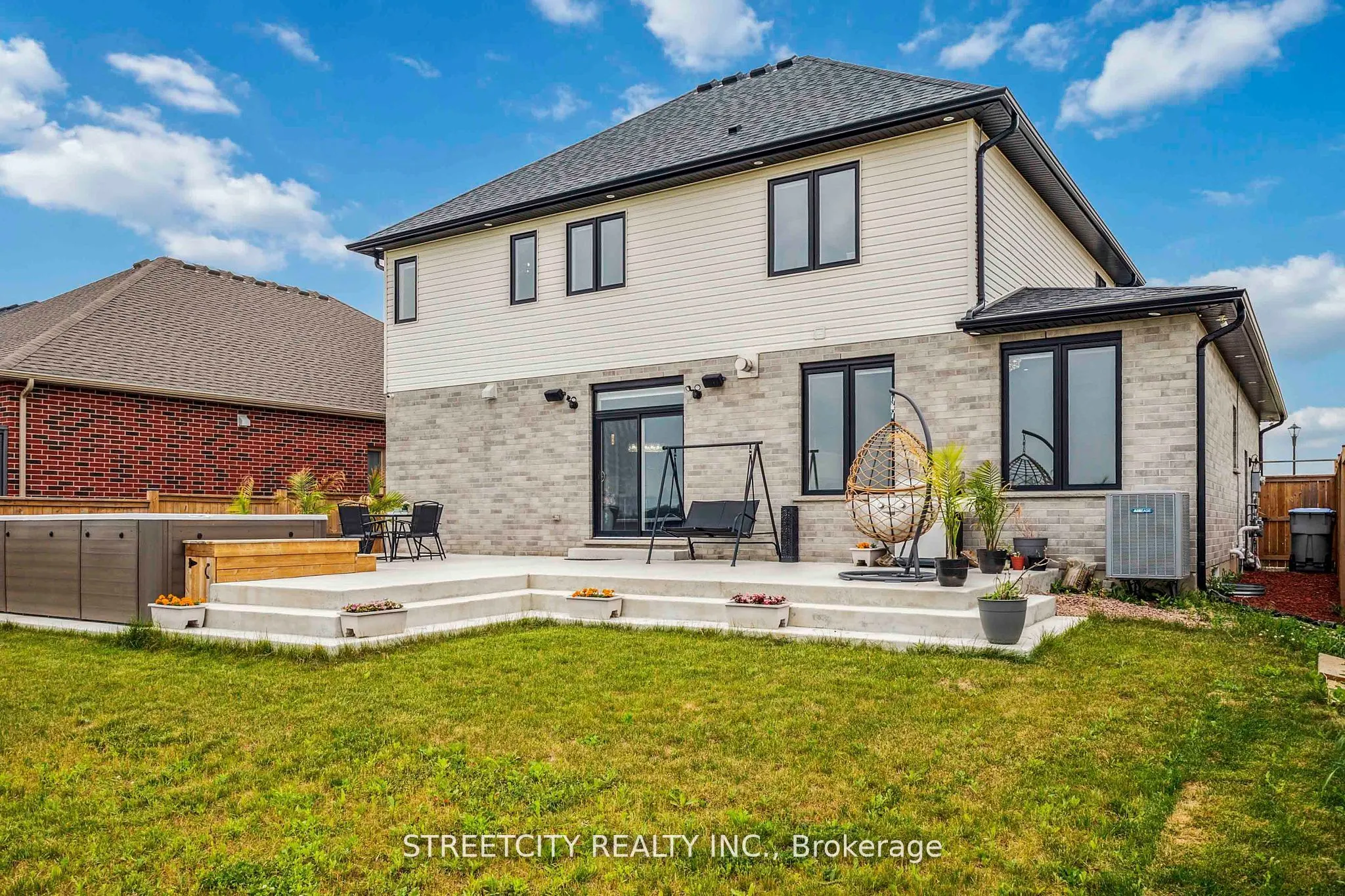 53 Arrowwood Path