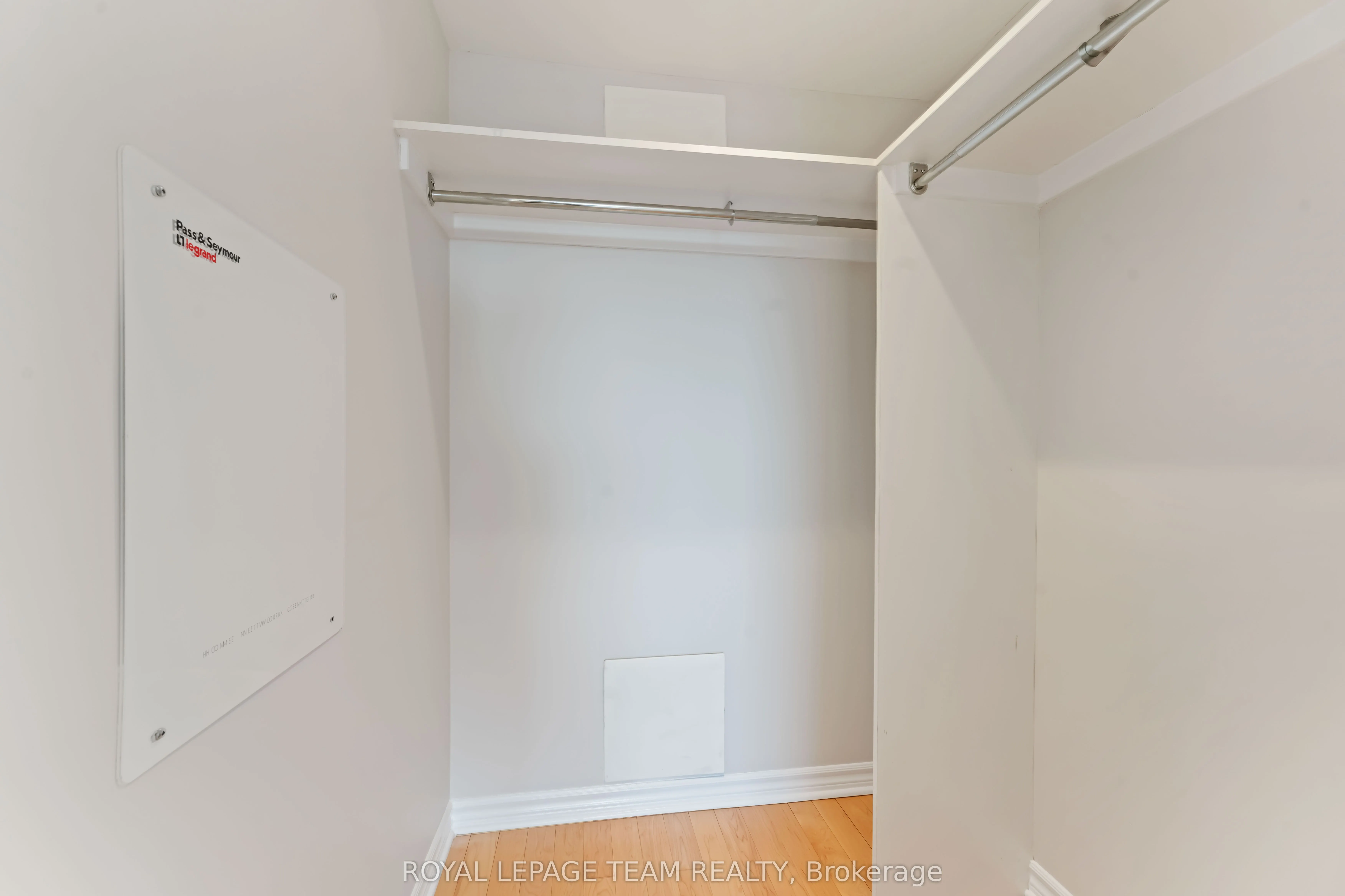 120 GRANT CARMAN Drive, #801