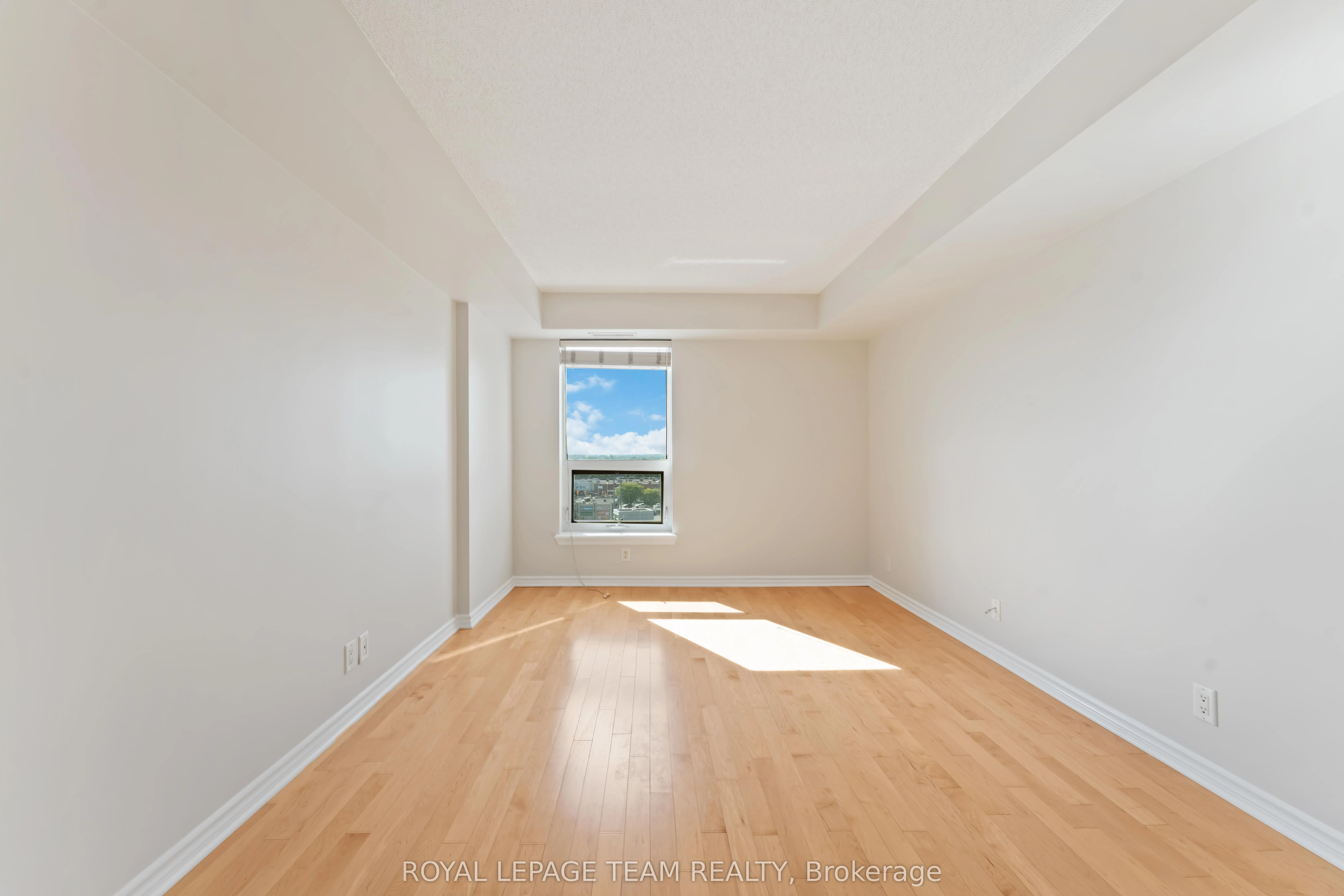 120 GRANT CARMAN Drive, #801