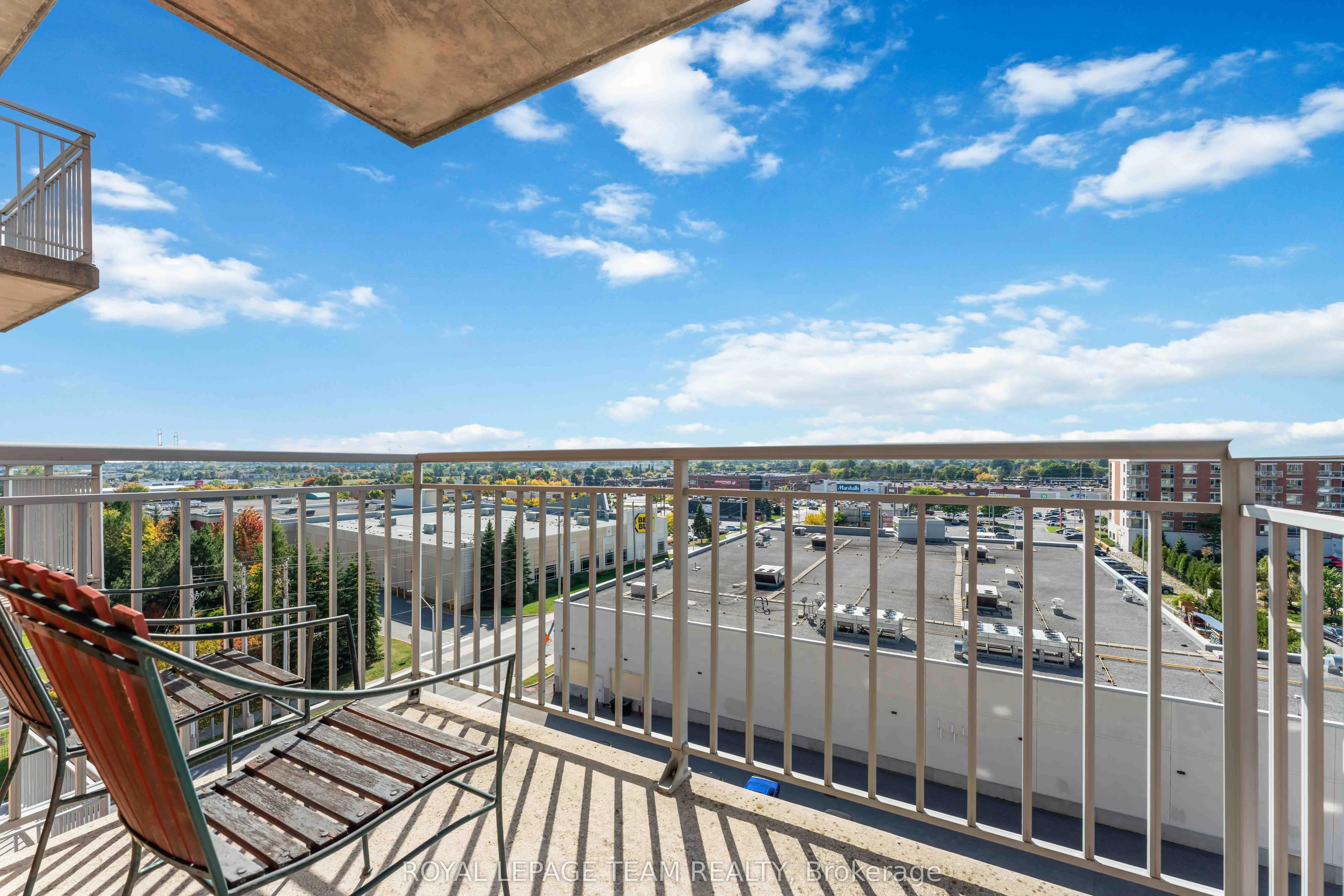 120 GRANT CARMAN Drive, #801