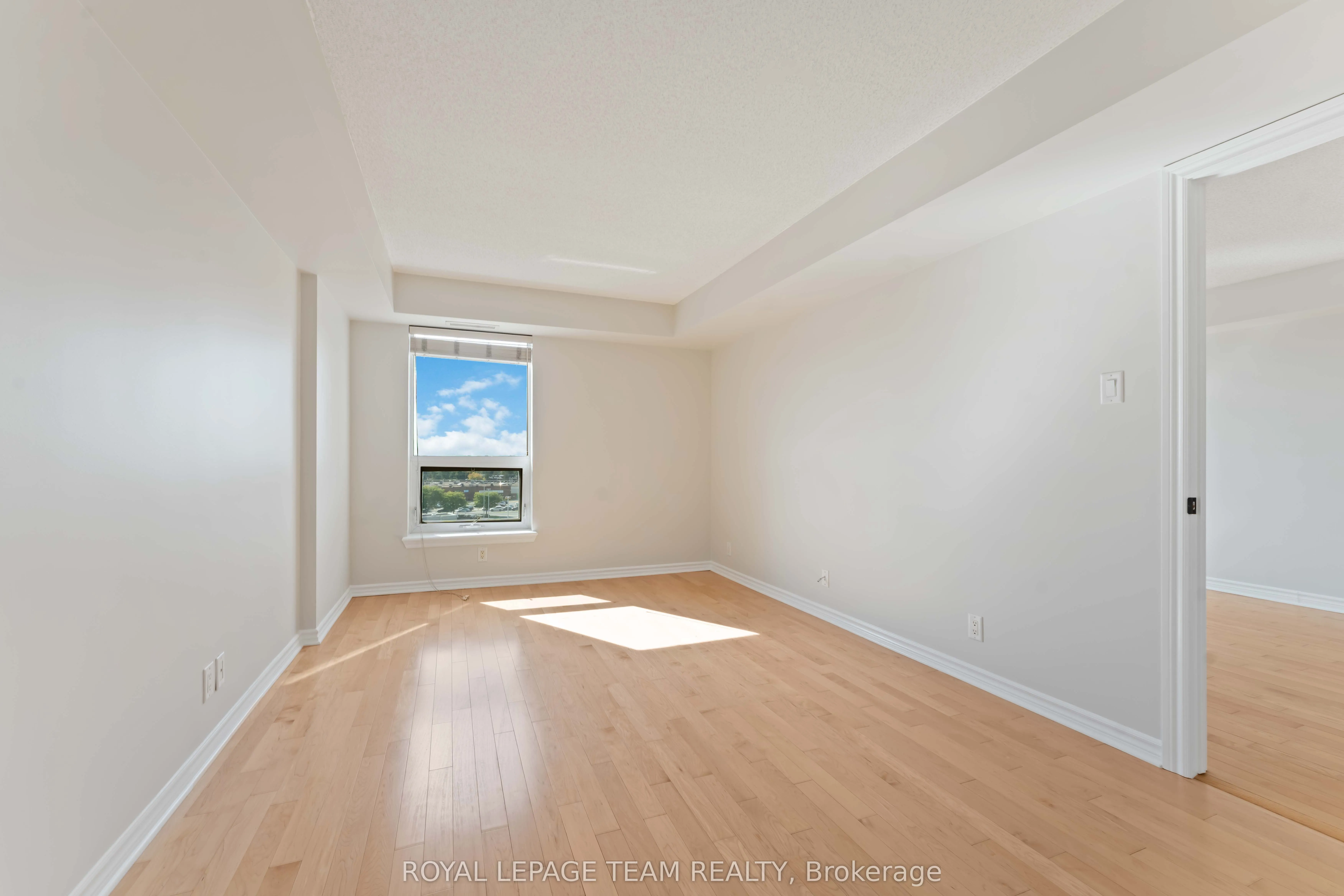 120 GRANT CARMAN Drive, #801