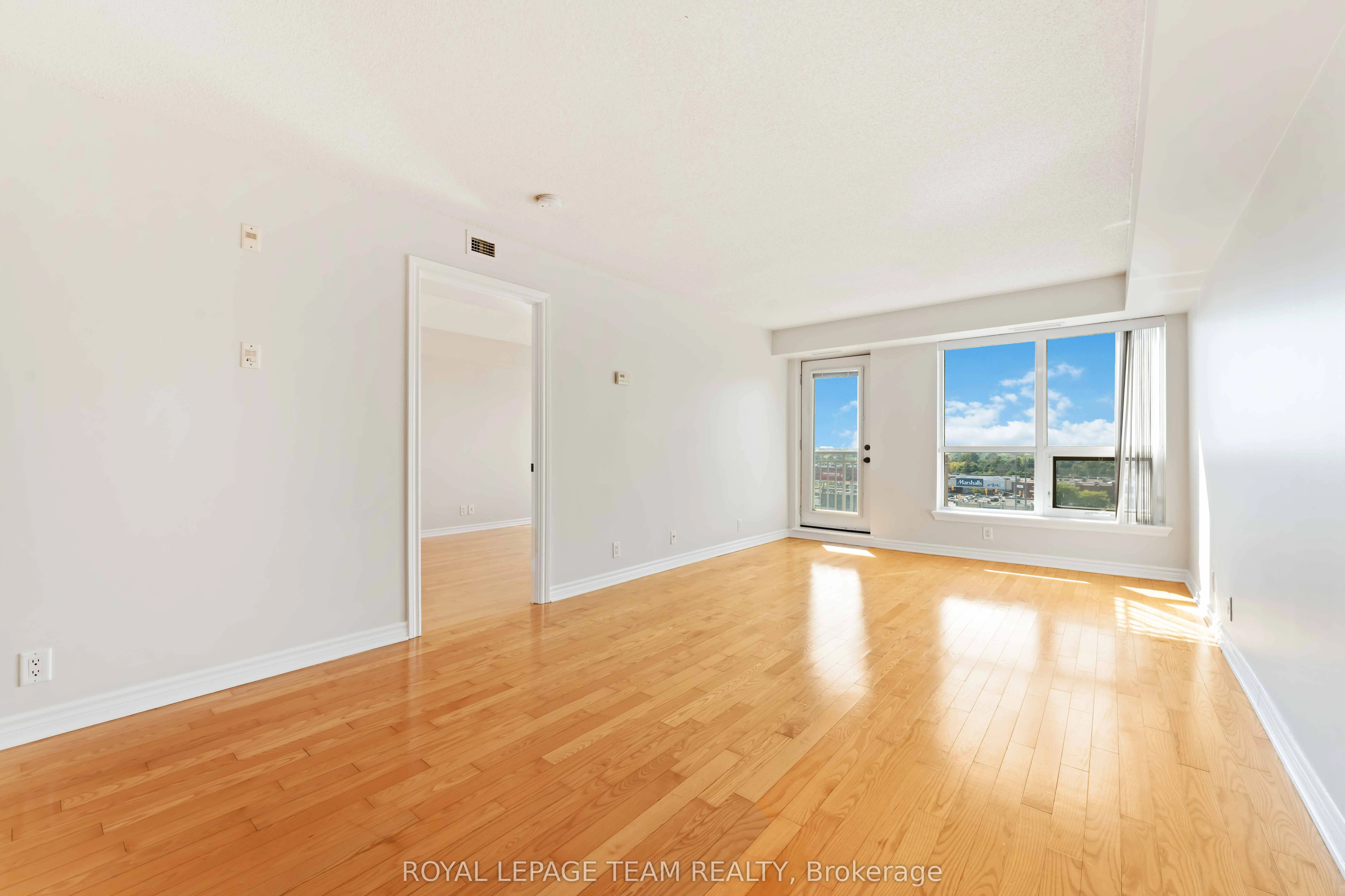 120 GRANT CARMAN Drive, #801