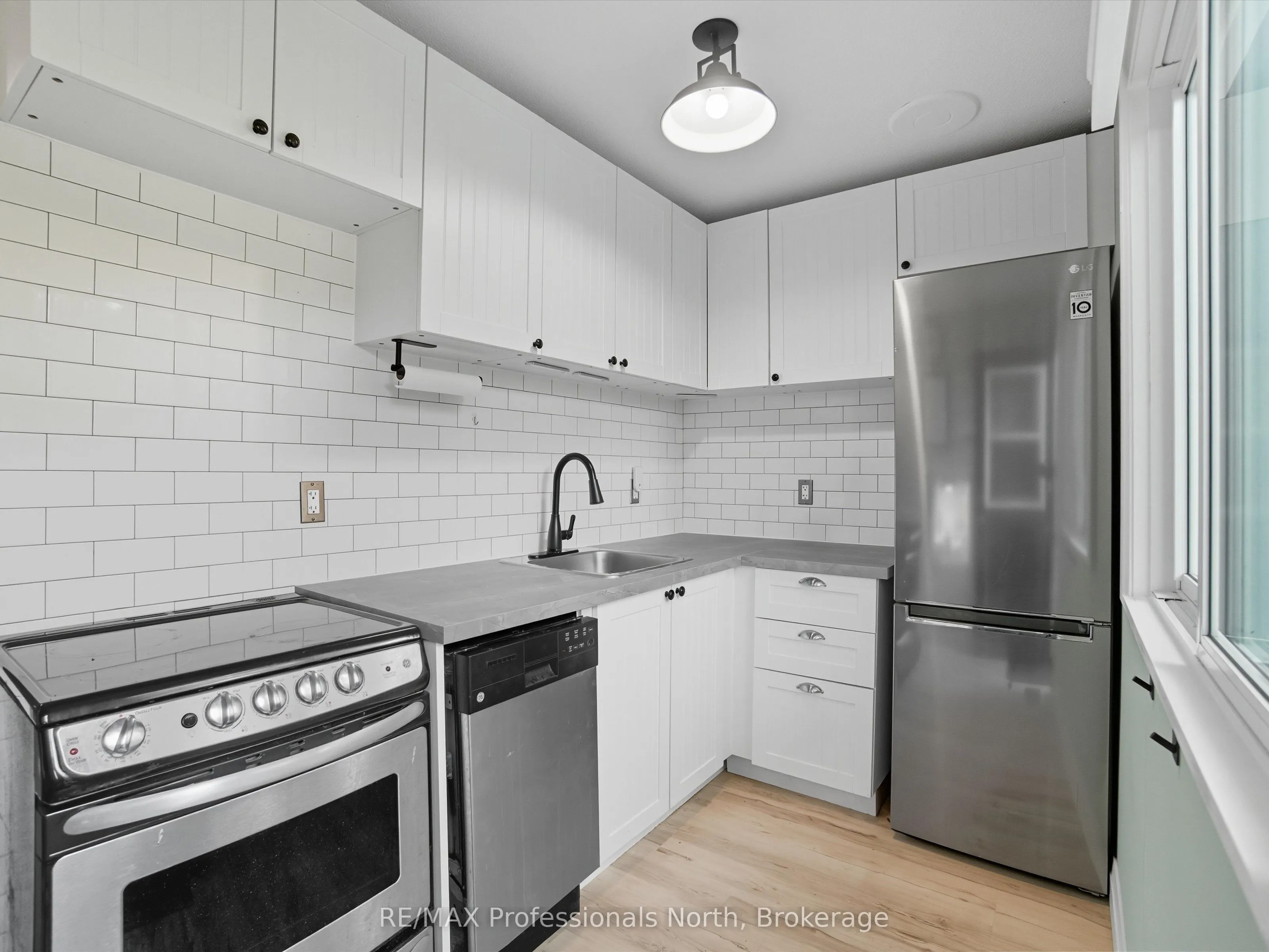 1755 Skyline Drive