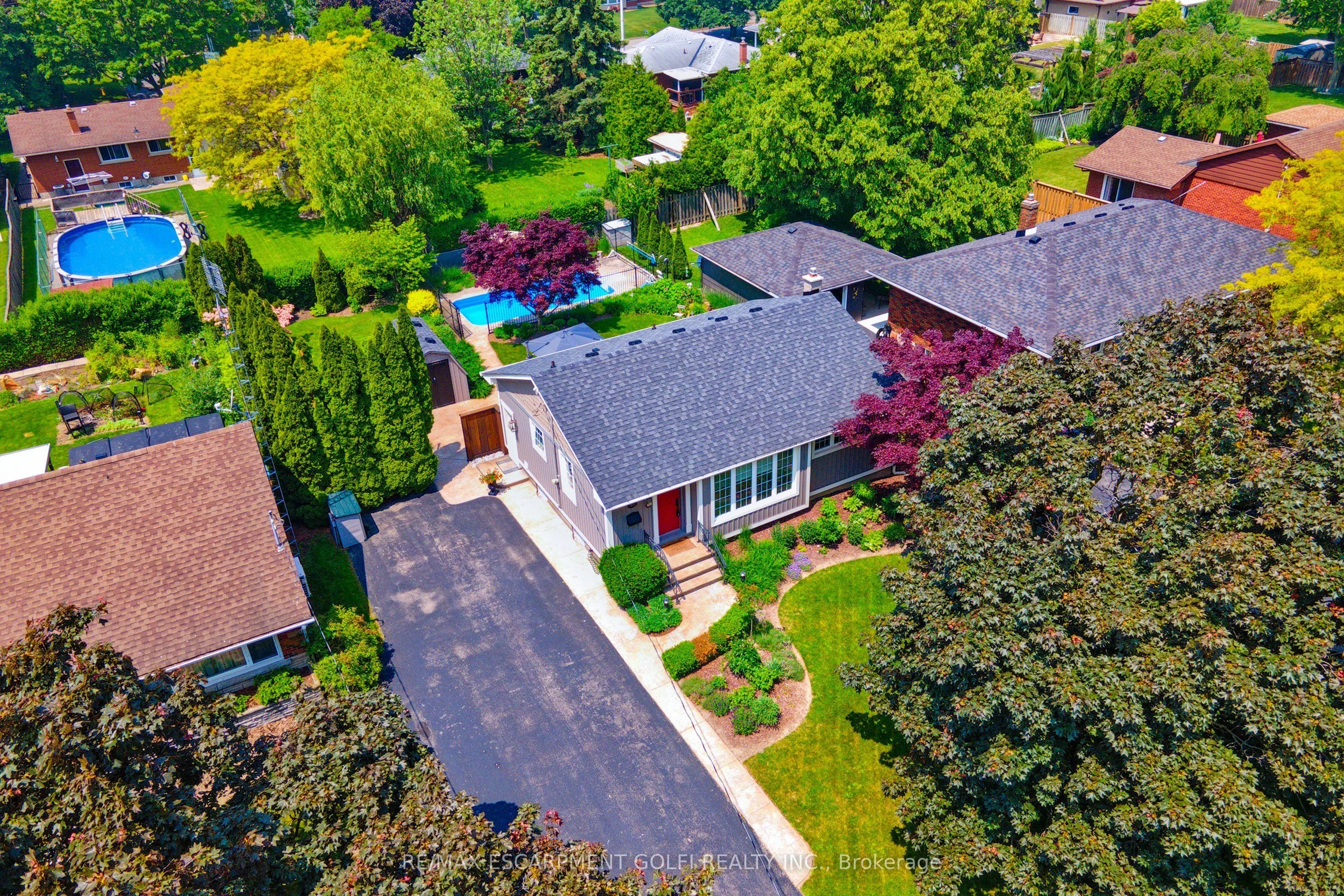 38 Albany Drive