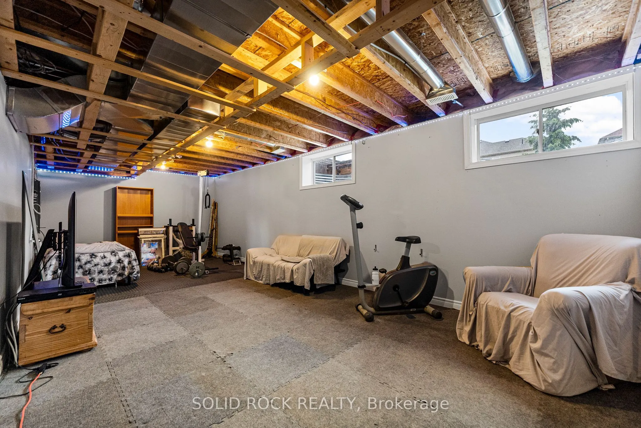 53 WILLOWSHORE Way
