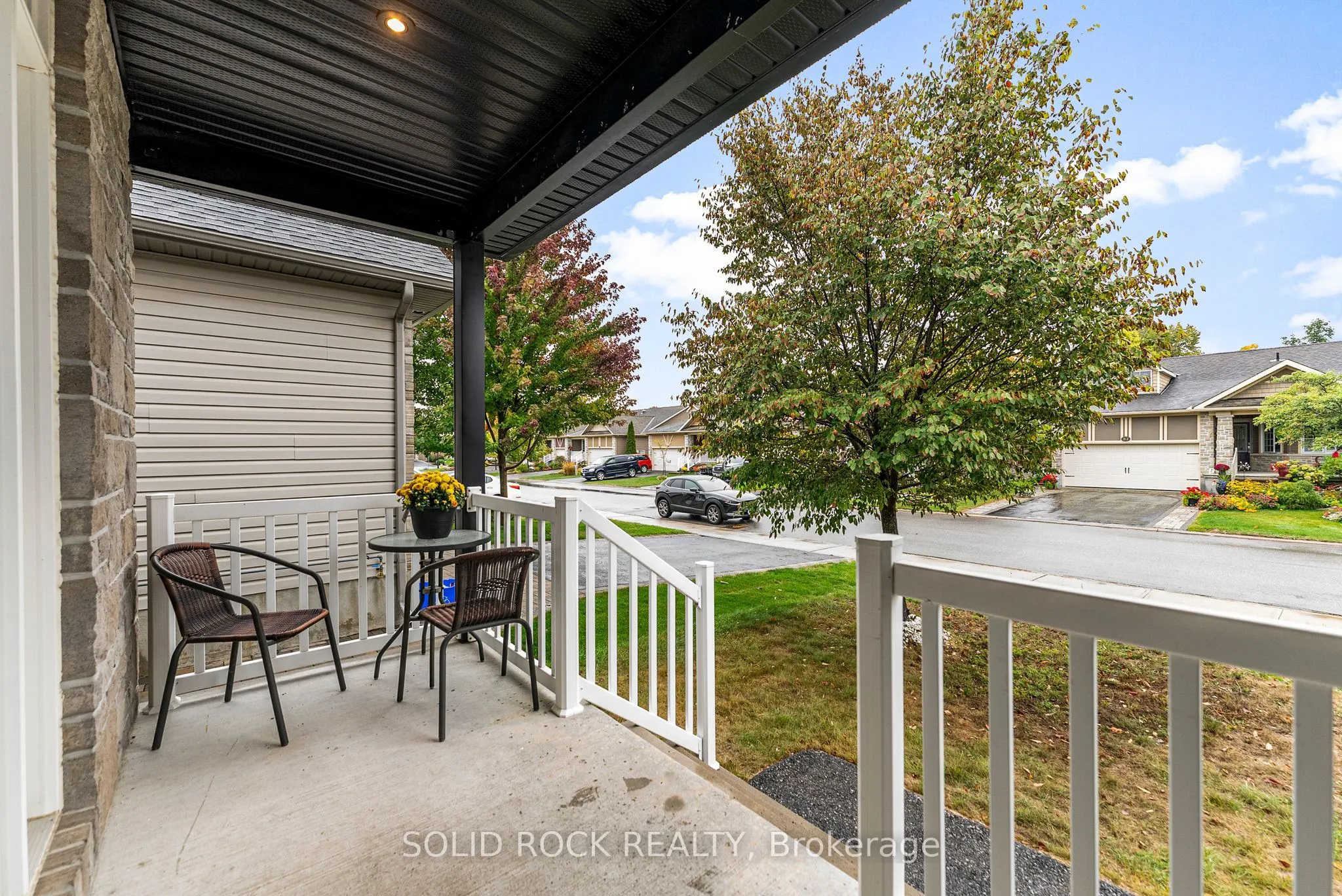 53 WILLOWSHORE Way