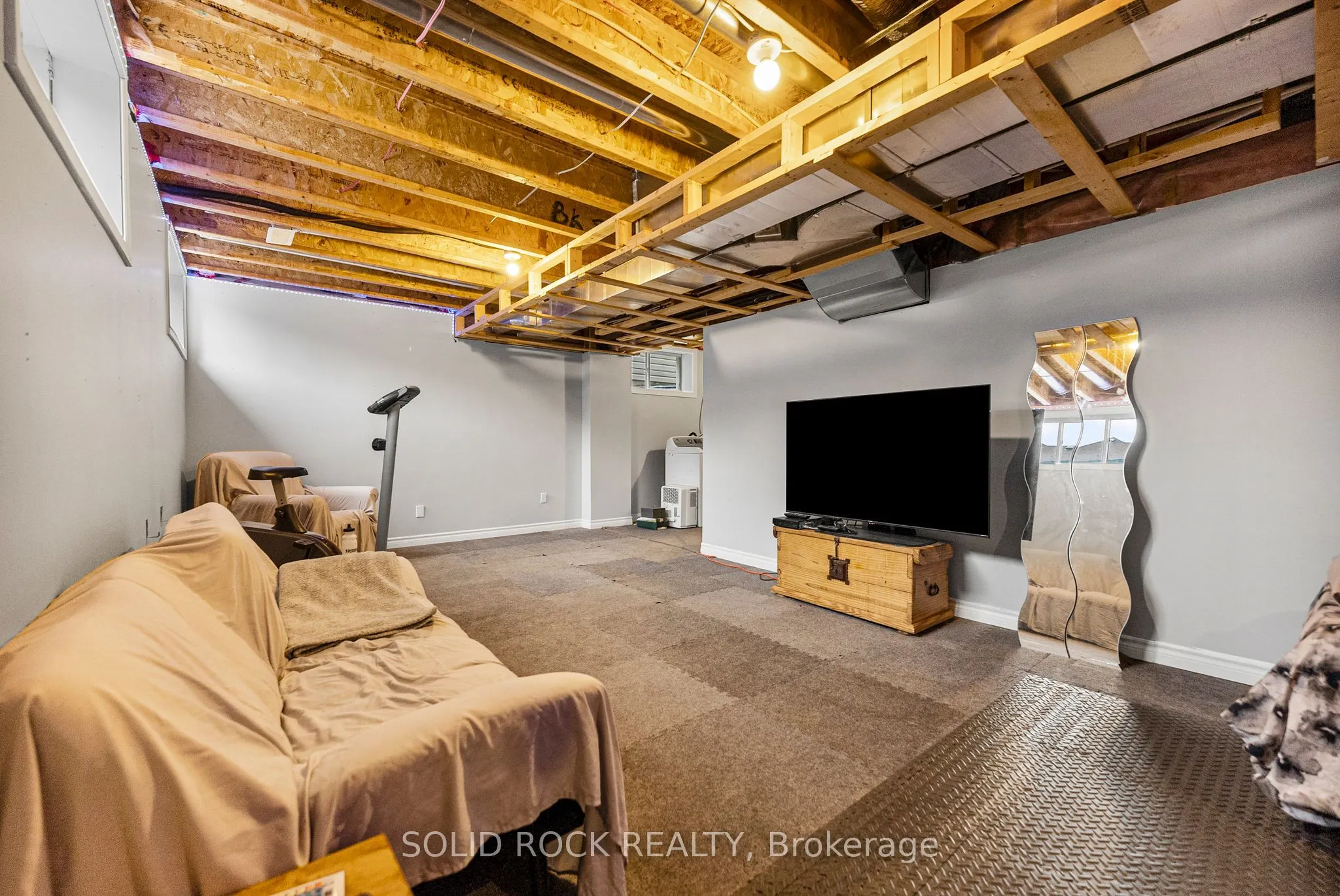 53 WILLOWSHORE Way