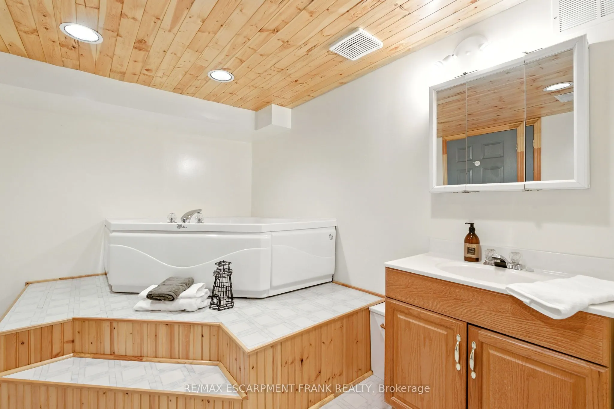 123 Moxley Drive