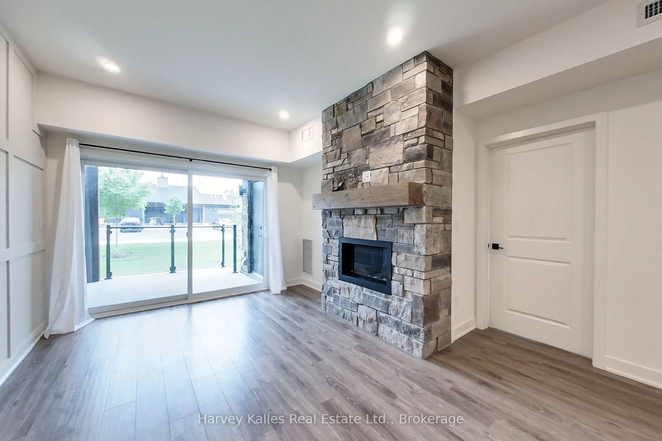 12 Beckwith Lane, #104