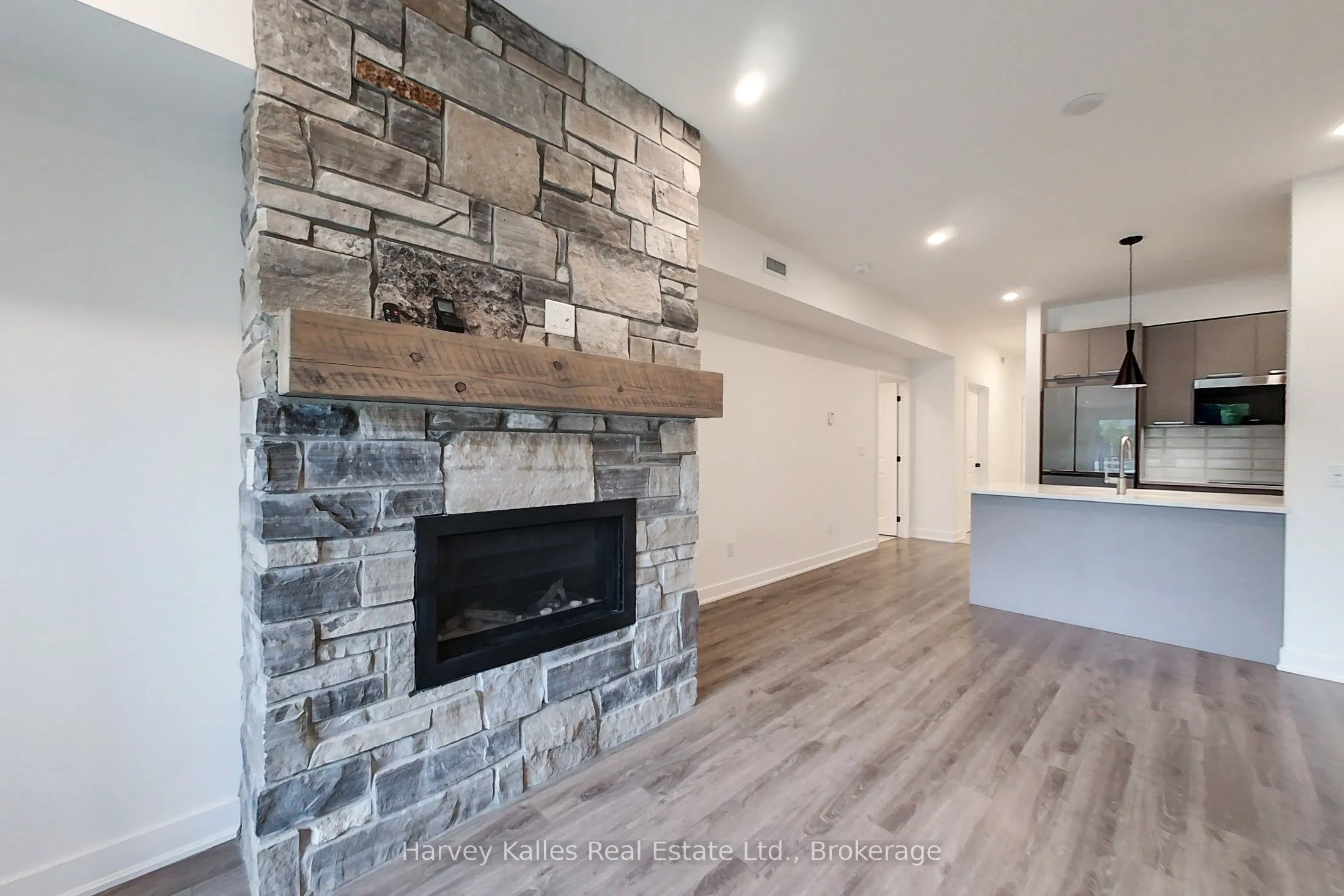12 Beckwith Lane, #104