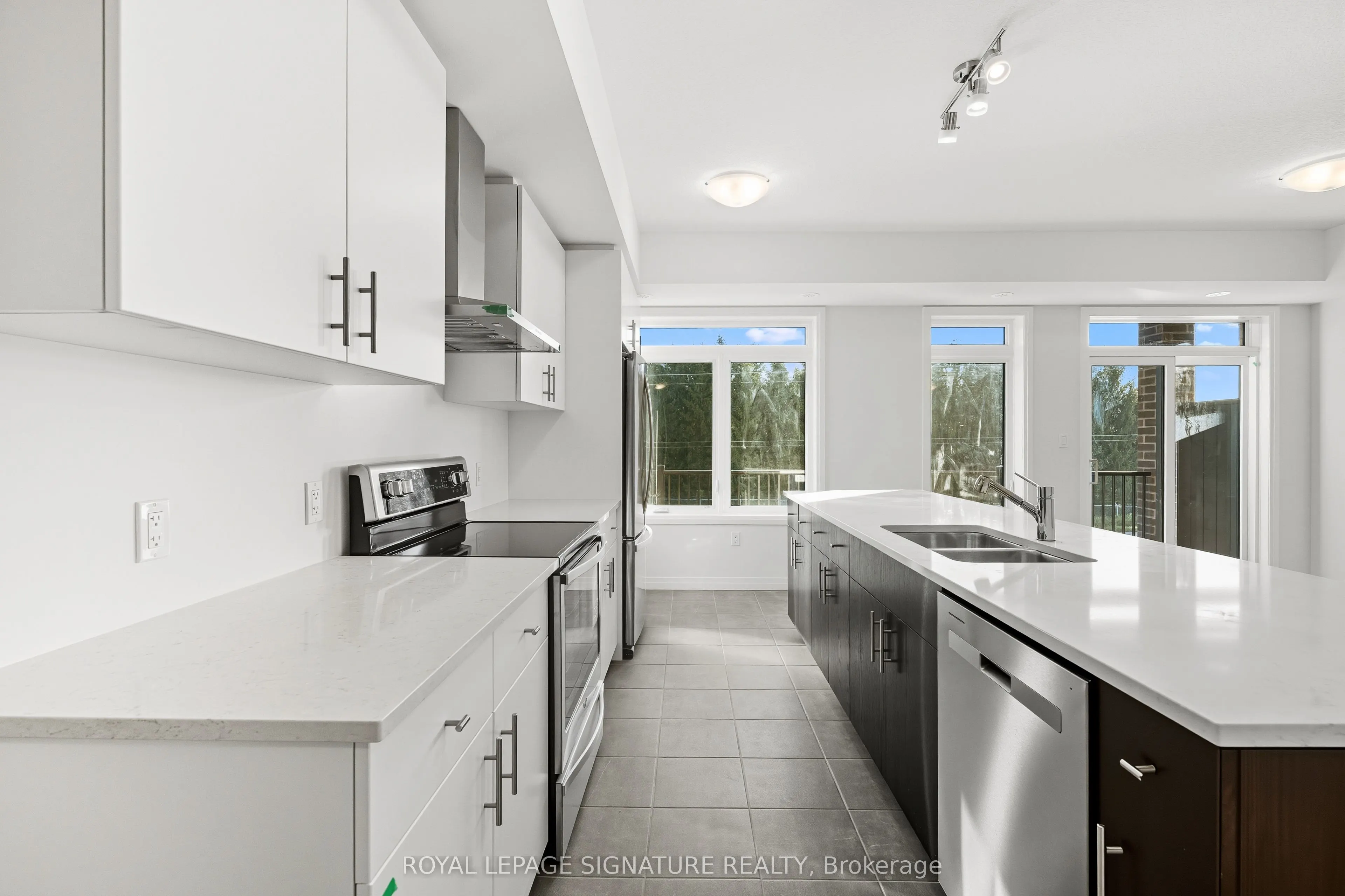 56 Thatcher Drive E, #56