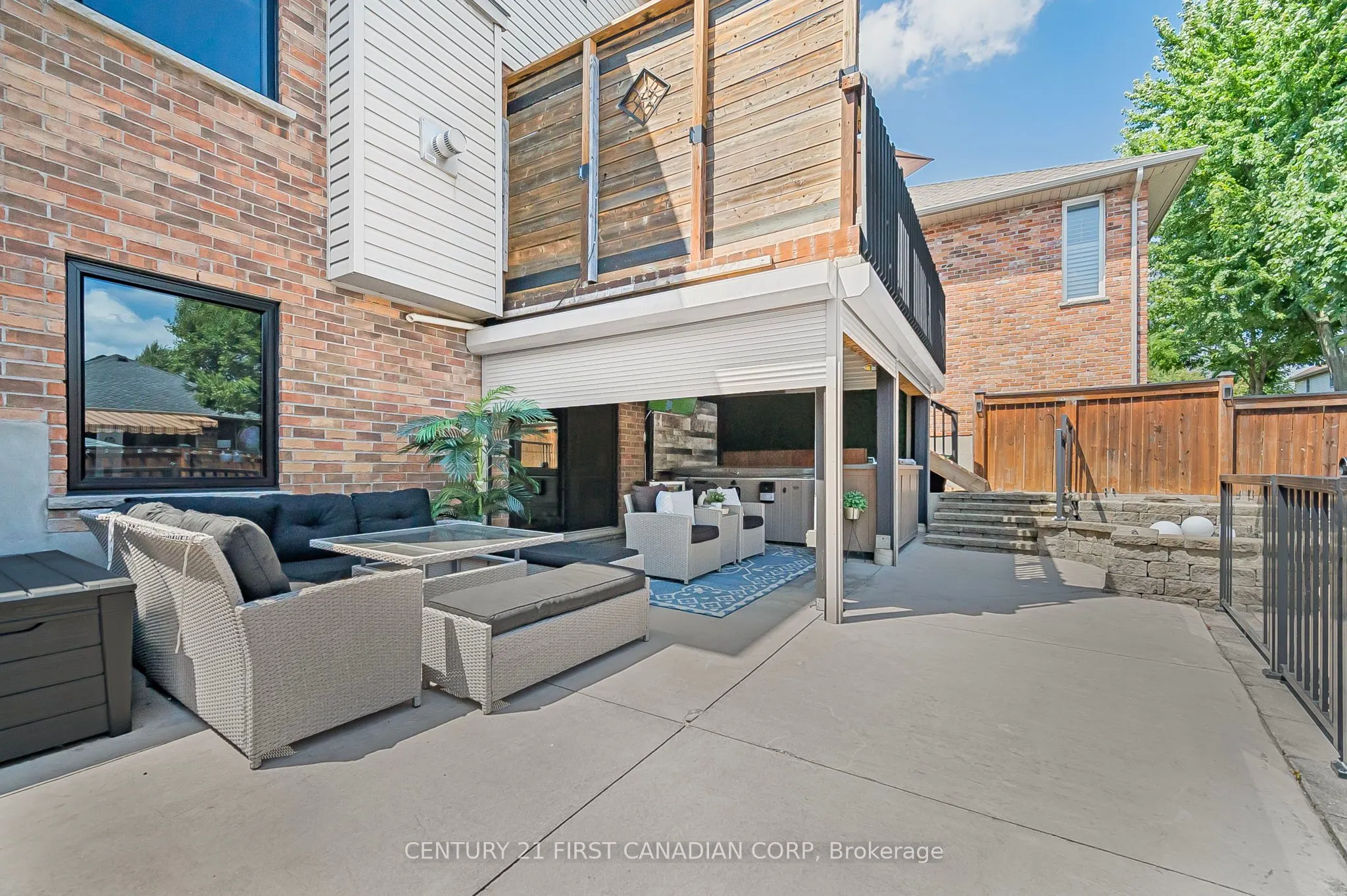 688 Clearwater Crescent