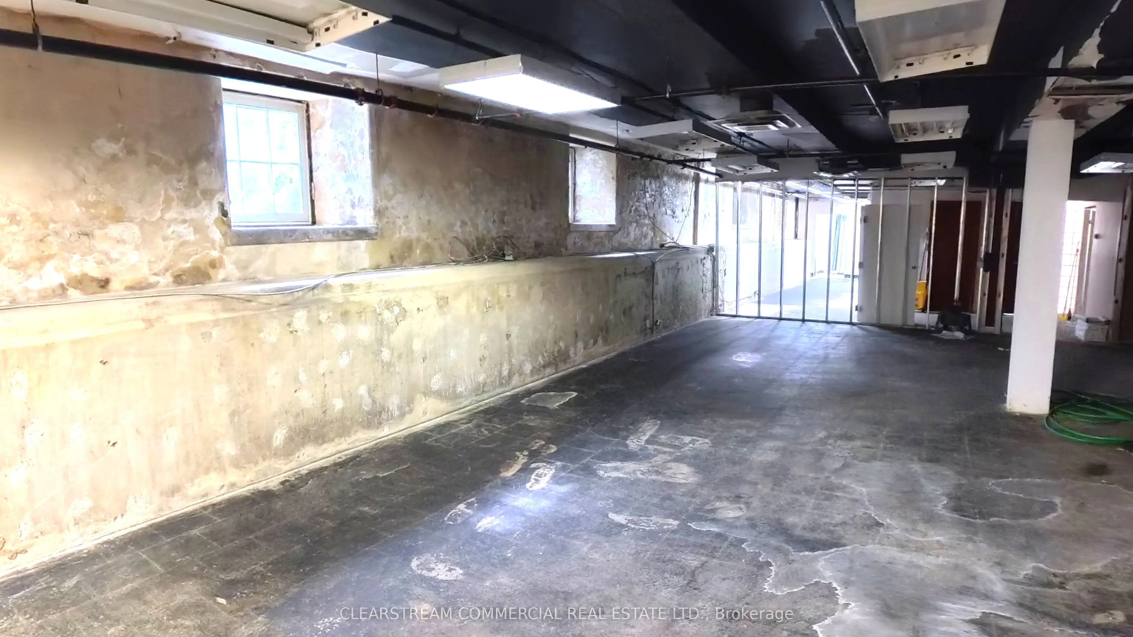 927 King Street E, #Lower Level (Basement)