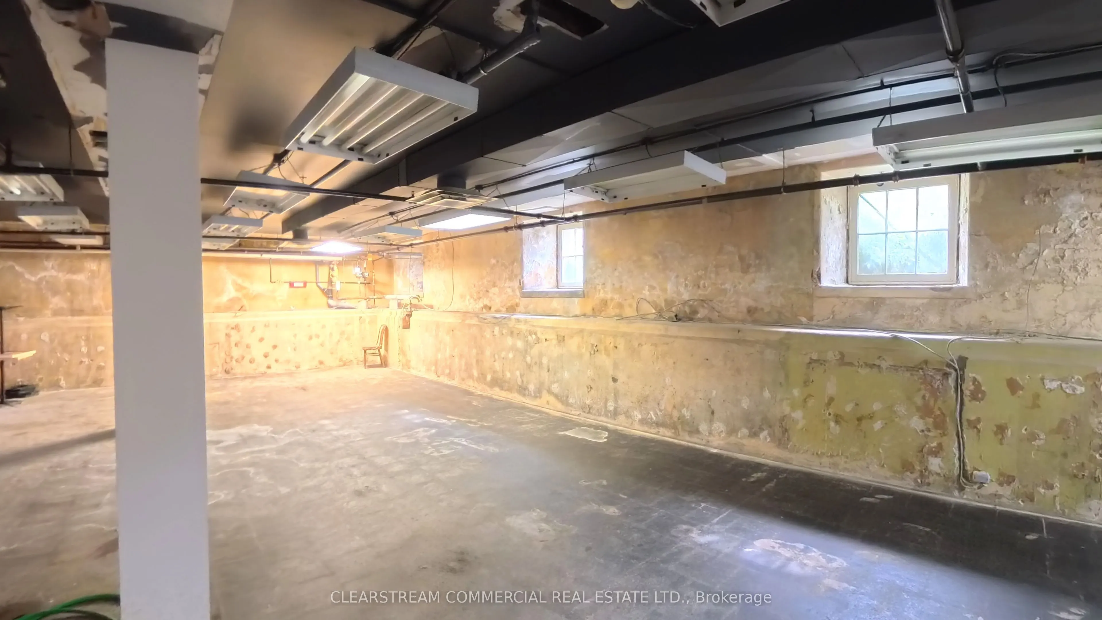 927 King Street E, #Lower Level (Basement)