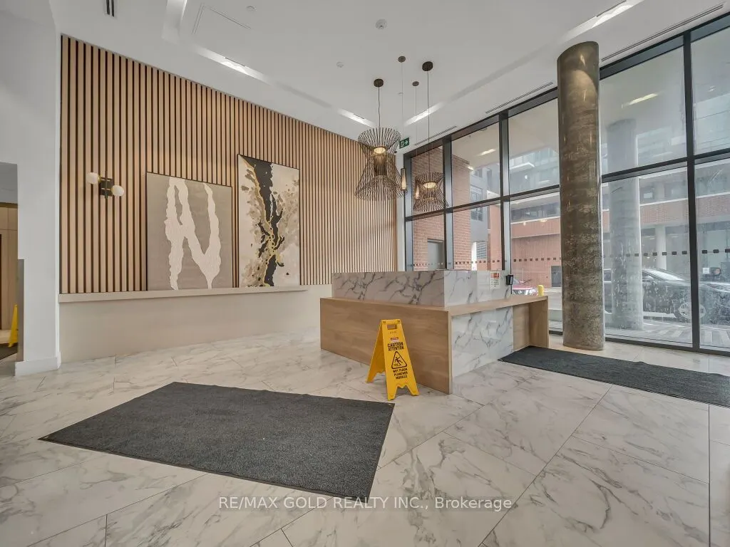 5 Wellington Street, #1405