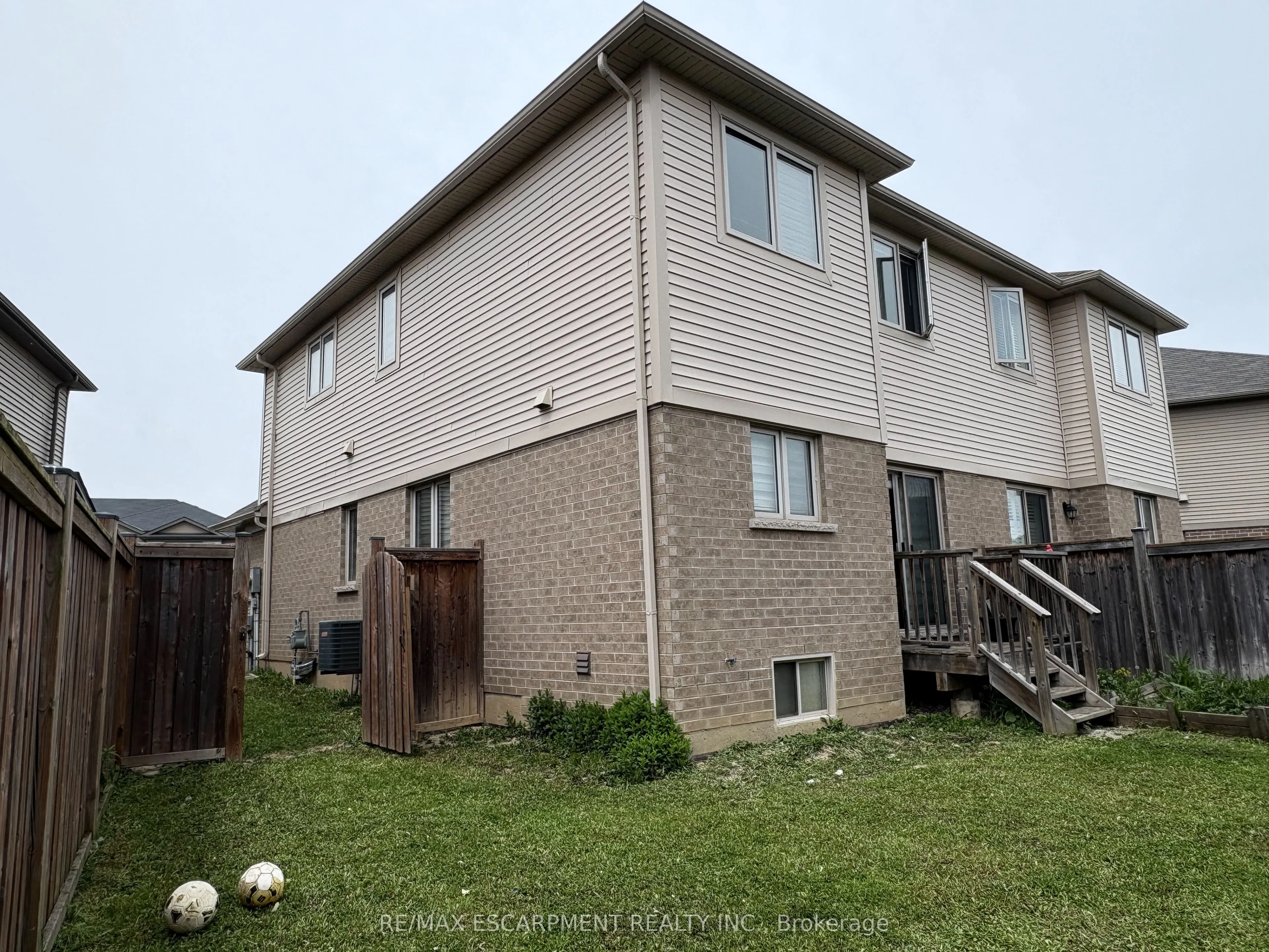136 Westbank Trail