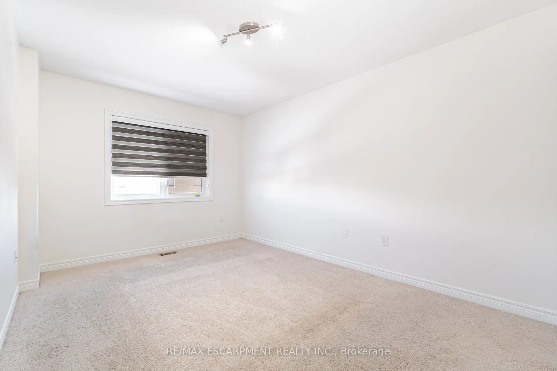 136 Westbank Trail