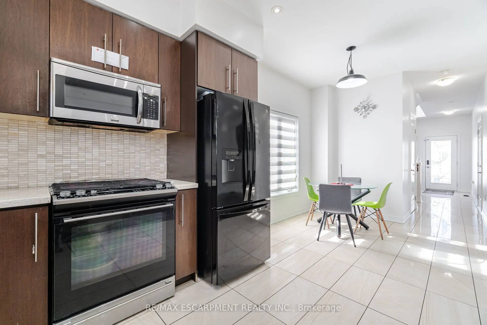 136 Westbank Trail