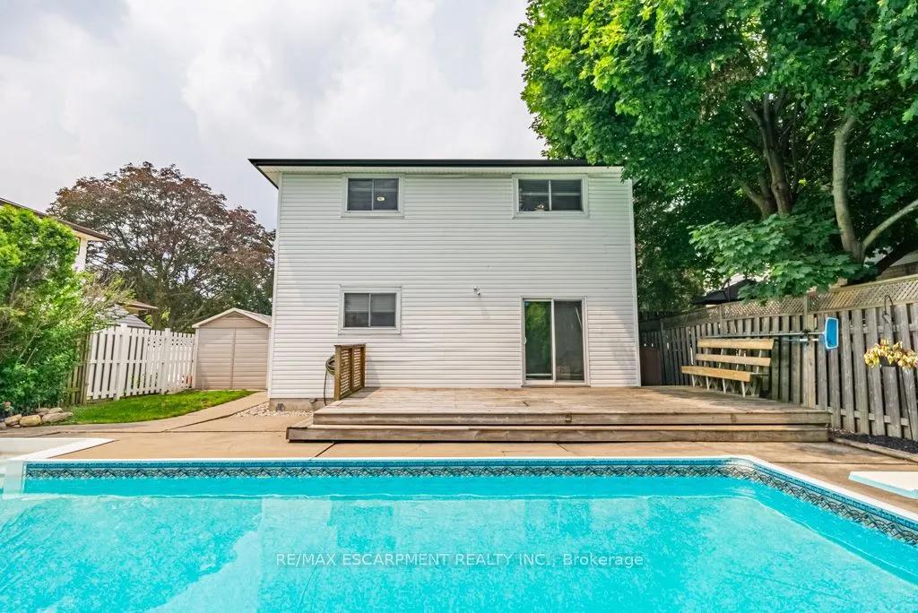 12 Quinlan Court