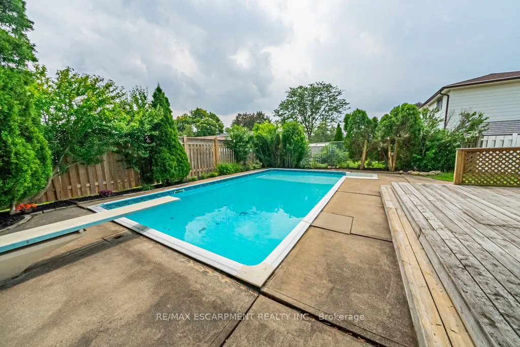 12 Quinlan Court