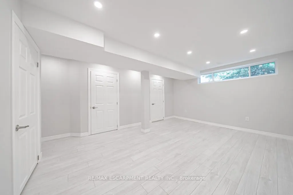 12 Quinlan Court