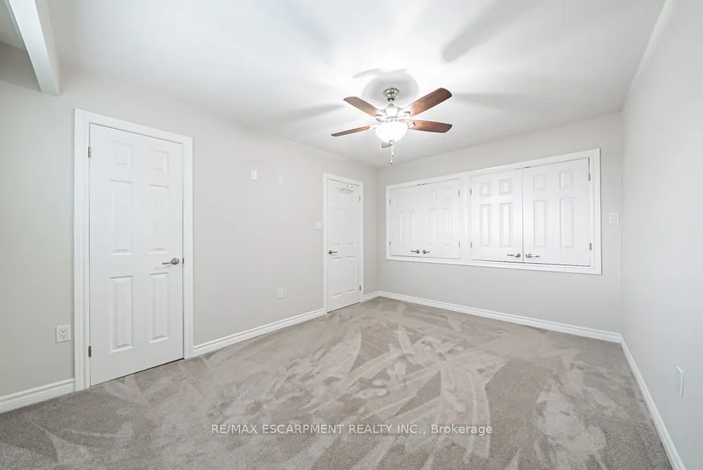 12 Quinlan Court