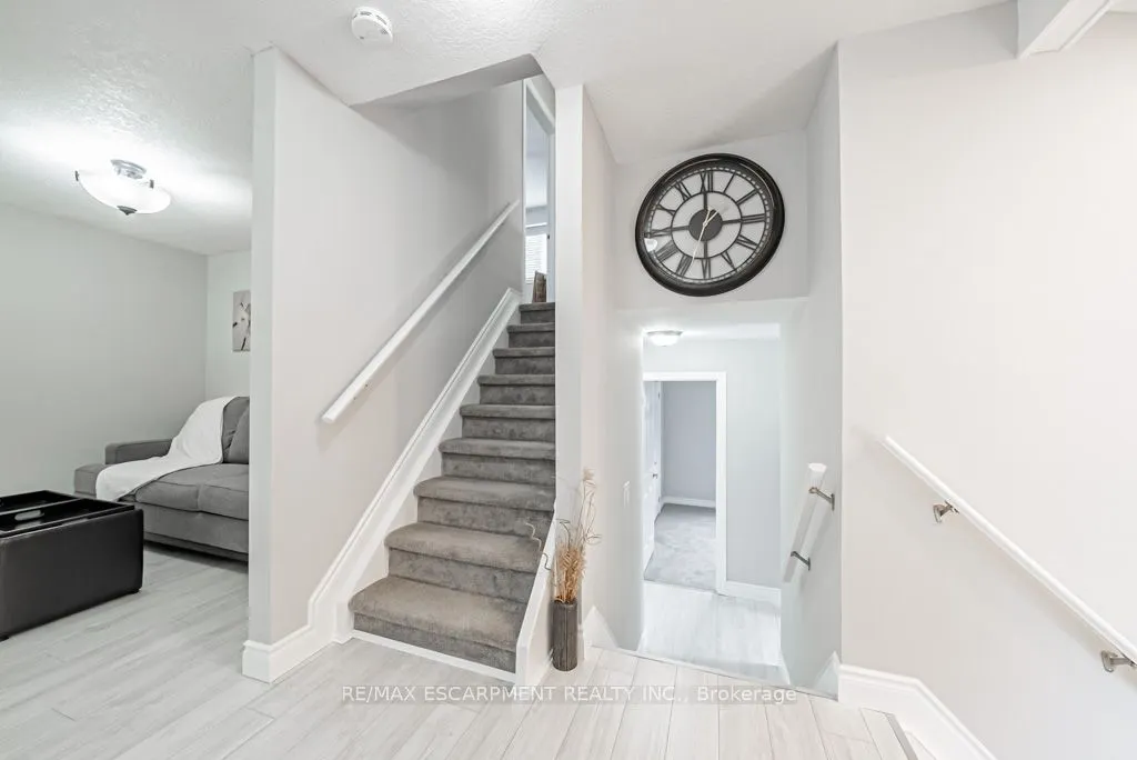 12 Quinlan Court