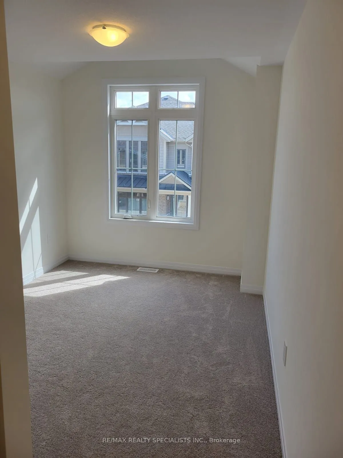 15 Blacklock Street, #7