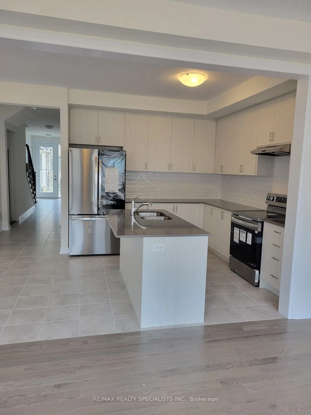15 Blacklock Street, #7