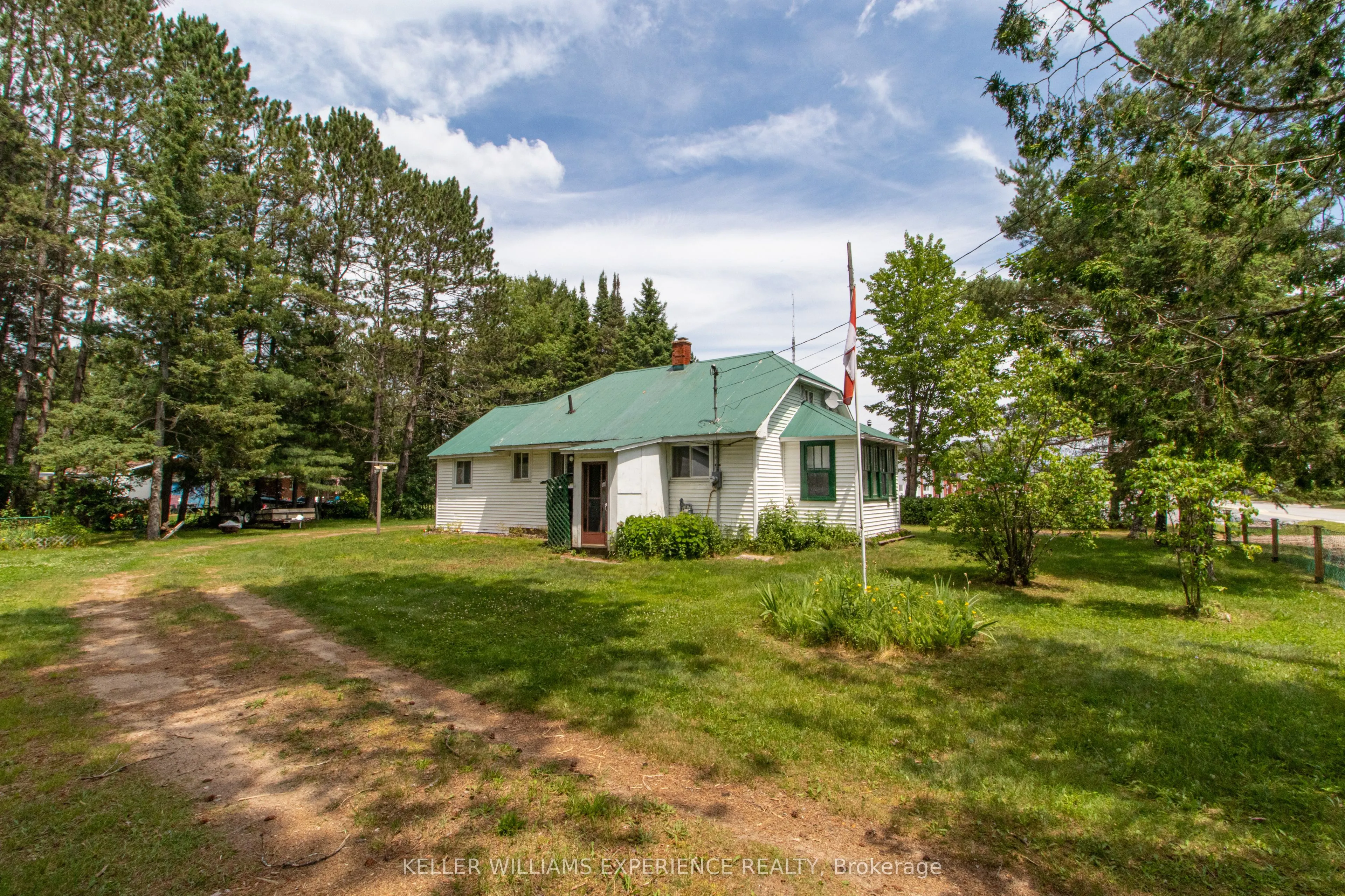 152 Ottawa Avenue