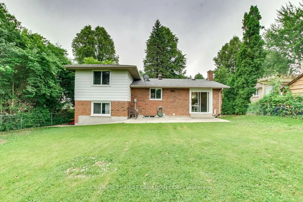 440 Castlegrove Boulevard