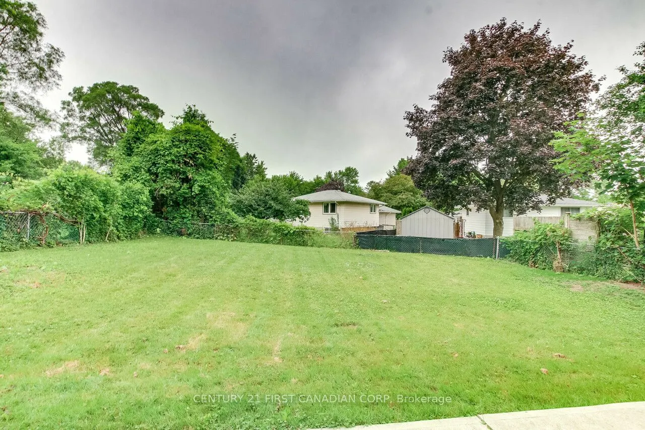 440 Castlegrove Boulevard