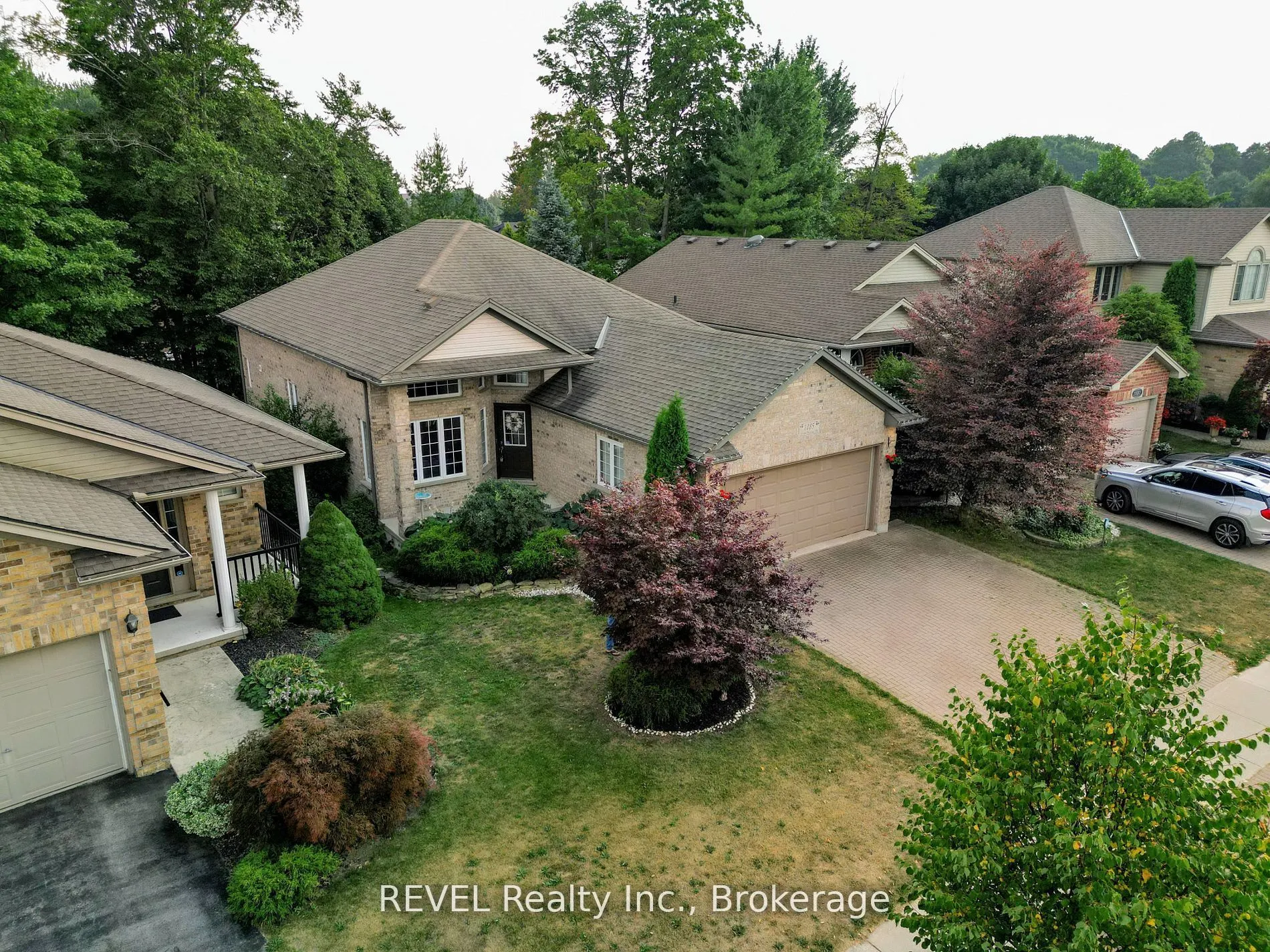 1085 South Wenige Drive
